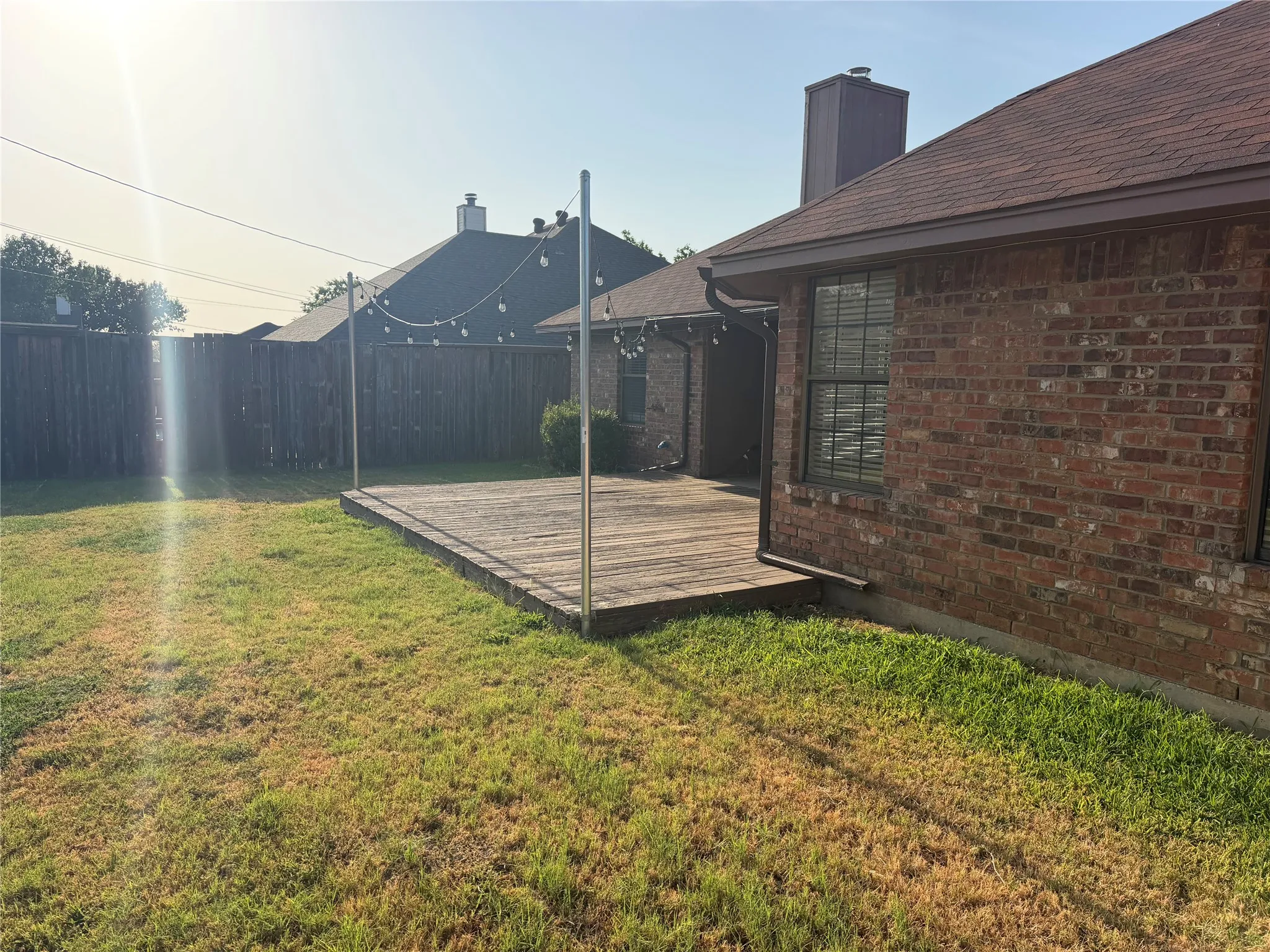 Single Family Residence For Rent in Tarrant County , 2 Chapel Hill Court, Mansfield, Texas 76063, 3 Bedroom, 2 Bathroom, 2 Garage spaces, 1,385 Sqft, built in 1988, mls#21359259, Real Estate Agent in Mansfield, Homes For Rent in Tarrant county, Homes For Rent in Mansfield, Realtor in Mansfield Texas, Real Estate Brokerage Independent Realty Texas, Luminita Cordes Realtor