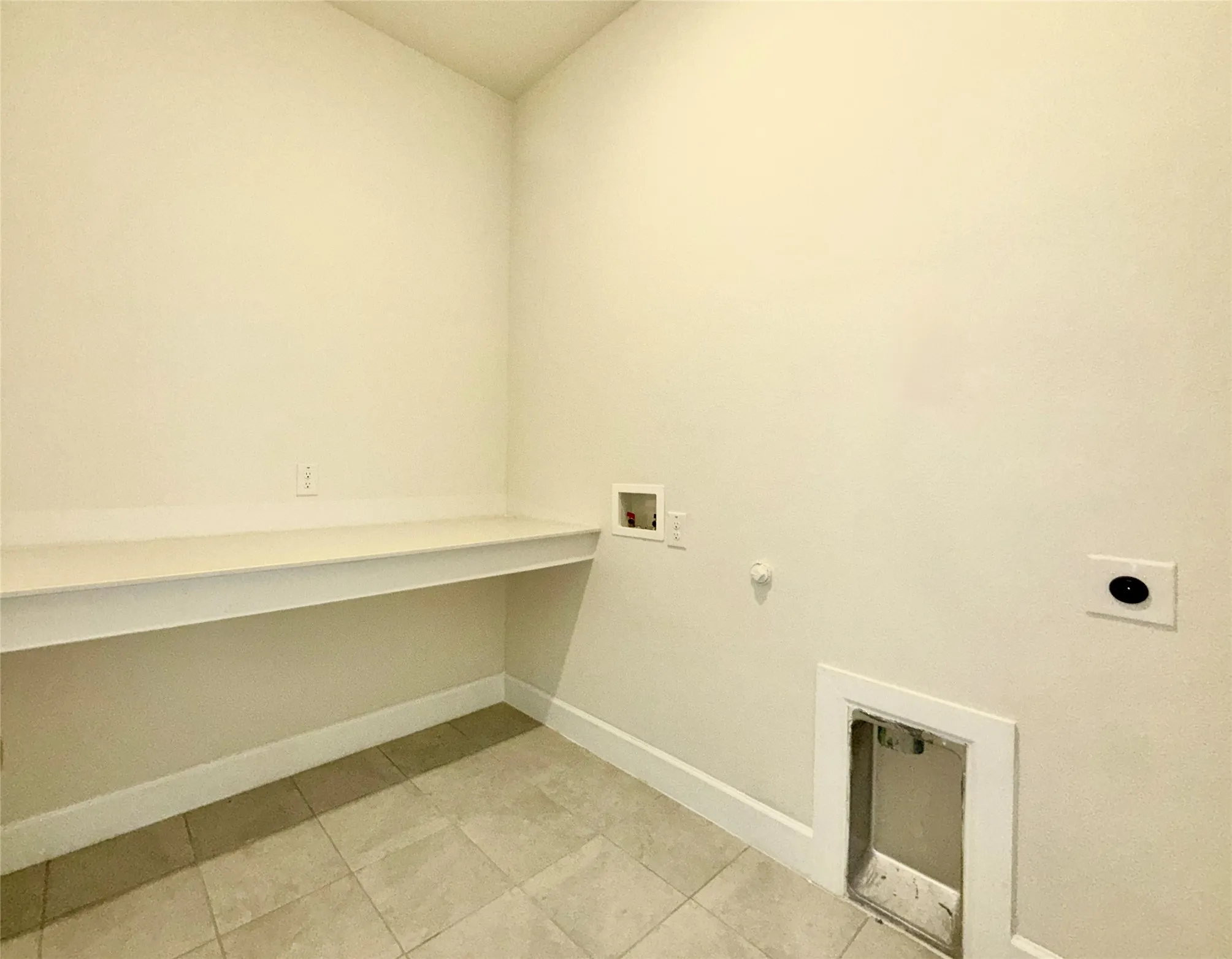 Single Family Residence For Rent in Grayson County , 1804 Welker Drive, Van Alstyne, Texas 75495, 4 Bedroom, 3 Bathroom, 2 Garage spaces, 2,438 Sqft, built in 2022, mls#21358303, Real Estate Agent in Van Alstyne, Homes For Rent in Grayson county, Homes For Rent in Van Alstyne, Realtor in Van Alstyne Texas, Real Estate Brokerage Independent Realty Texas, Luminita Cordes Realtor