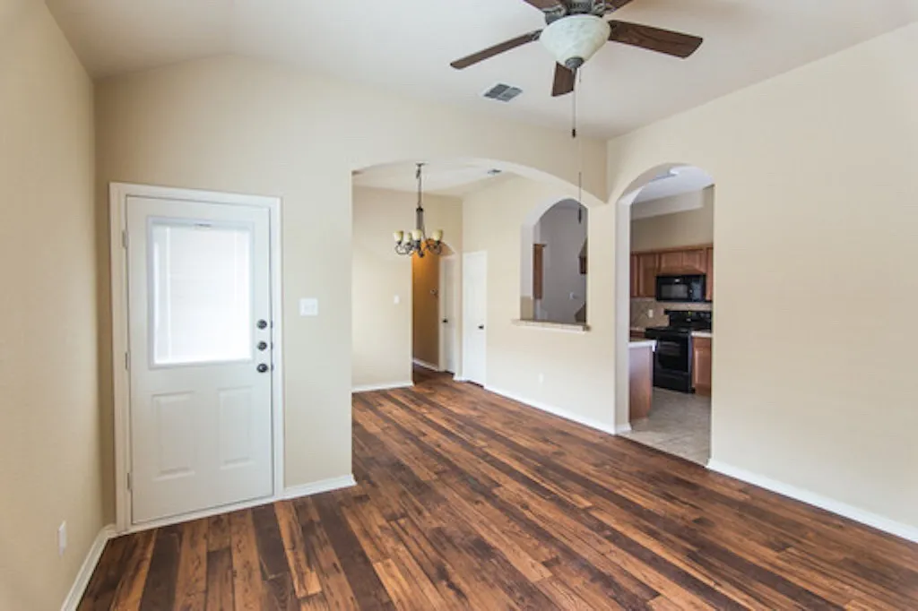 Duplex For Rent in Tarrant County , 1407 Piedmont Drive, Mansfield, Texas 76063, 3 Bedroom, 2 Bathroom, 2 Garage spaces, 1,181 Sqft, built in 2007, mls#21359262, Real Estate Agent in Mansfield, Homes For Rent in Tarrant county, Homes For Rent in Mansfield, Realtor in Mansfield Texas, Real Estate Brokerage Independent Realty Texas, Luminita Cordes Realtor