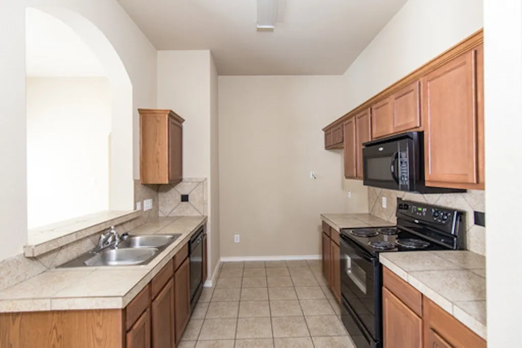 Duplex For Rent in Tarrant County , 1407 Piedmont Drive, Mansfield, Texas 76063, 3 Bedroom, 2 Bathroom, 2 Garage spaces, 1,181 Sqft, built in 2007, mls#21359262, Real Estate Agent in Mansfield, Homes For Rent in Tarrant county, Homes For Rent in Mansfield, Realtor in Mansfield Texas, Real Estate Brokerage Independent Realty Texas, Luminita Cordes Realtor