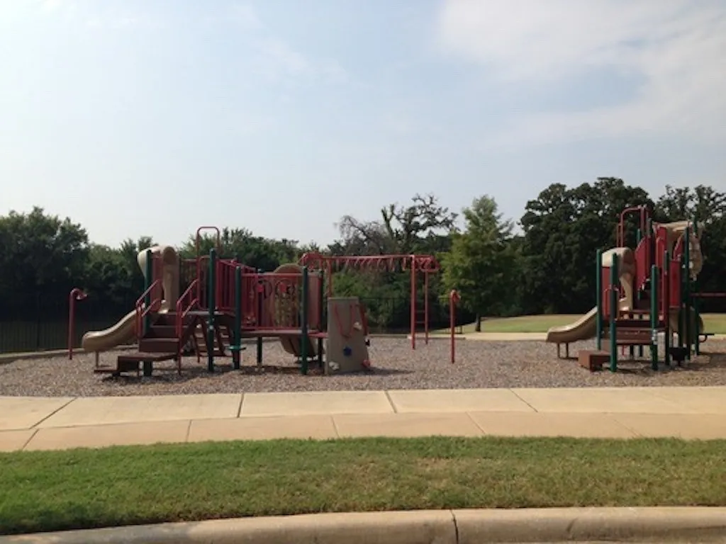 Duplex For Rent in Tarrant County , 1407 Piedmont Drive, Mansfield, Texas 76063, 3 Bedroom, 2 Bathroom, 2 Garage spaces, 1,181 Sqft, built in 2007, mls#21359262, Real Estate Agent in Mansfield, Homes For Rent in Tarrant county, Homes For Rent in Mansfield, Realtor in Mansfield Texas, Real Estate Brokerage Independent Realty Texas, Luminita Cordes Realtor