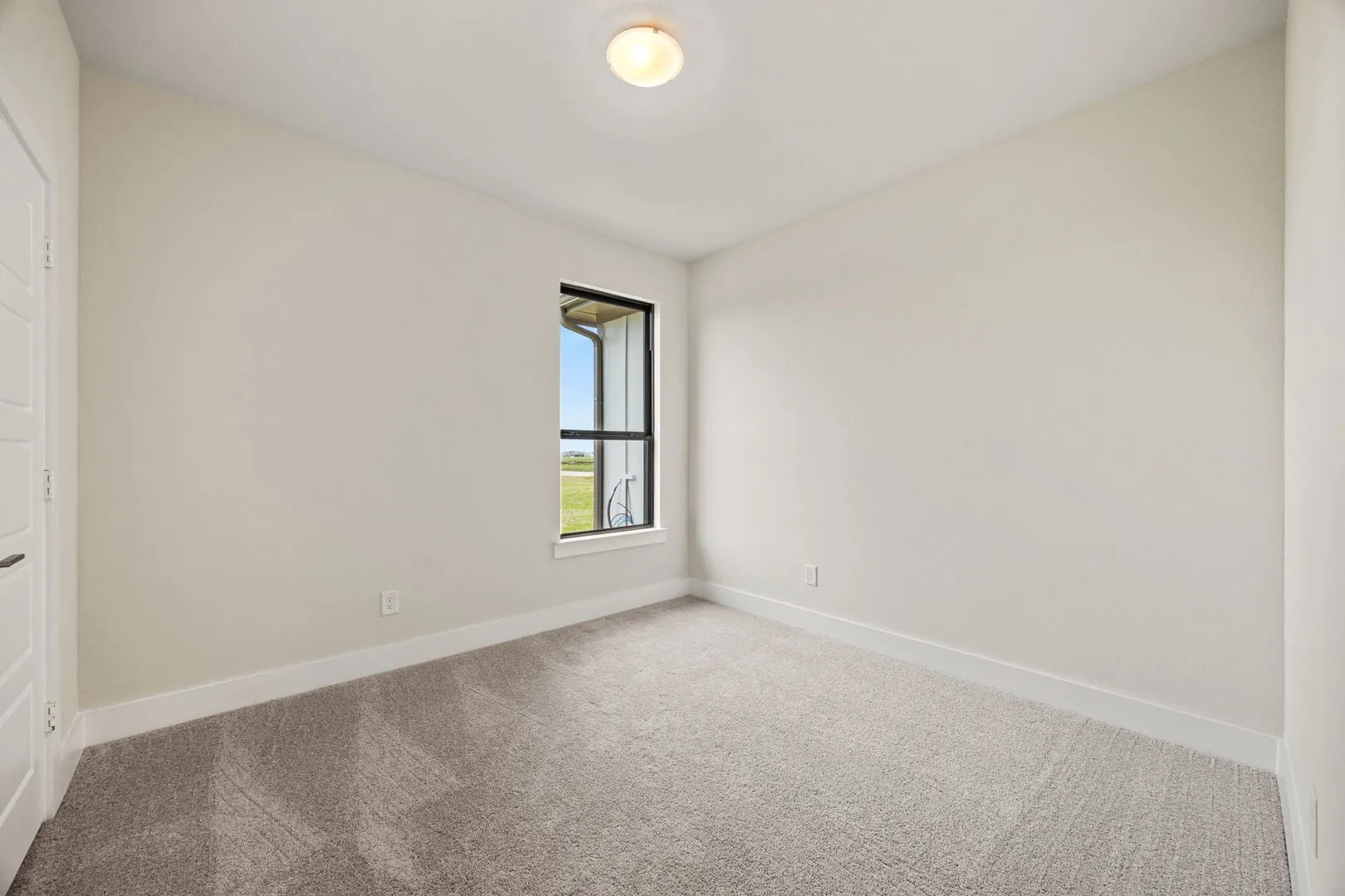 CER - Model - 2911 Stella Rose Court - V1981 - Cypress - Secondary Bedroom - 01