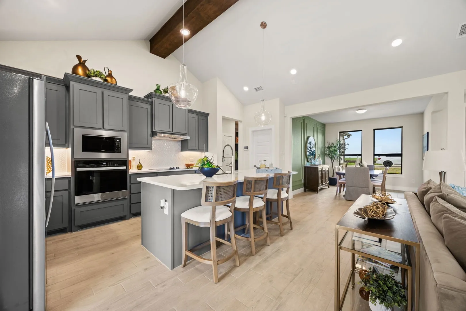 CER - Model - 2911 Stella Rose Court - V1981 - Cypress - Kitchen - 04
