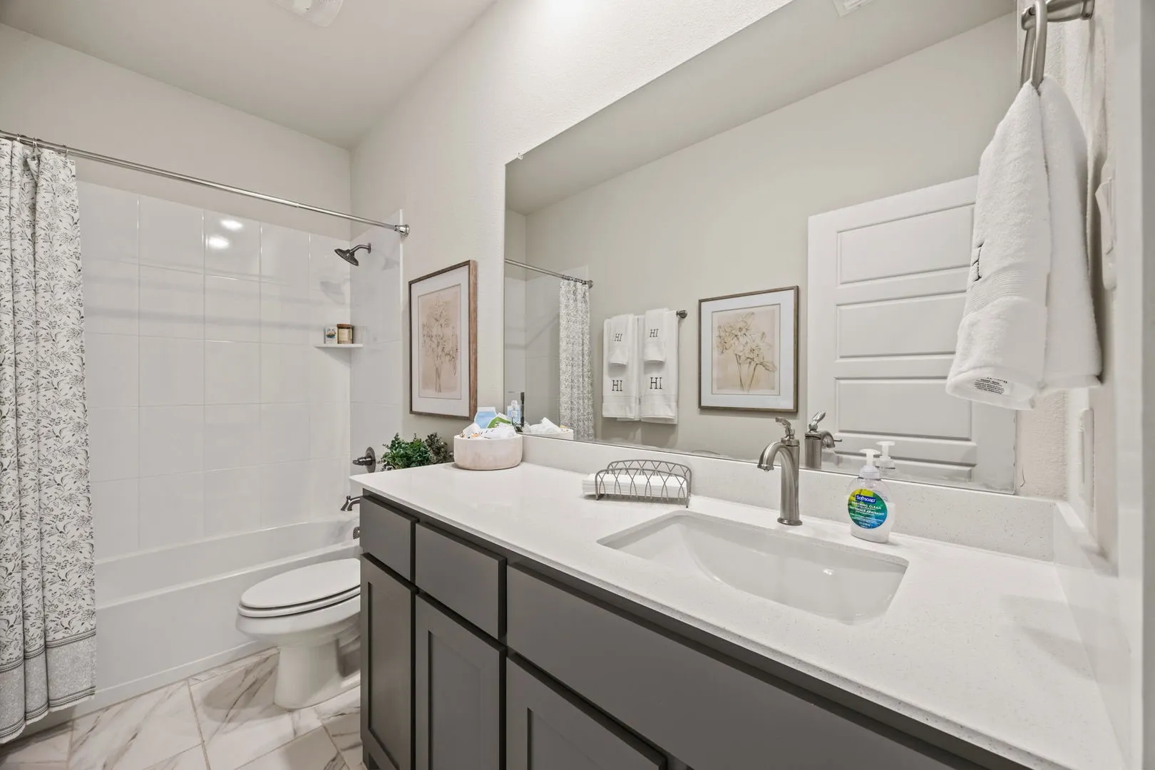 CER - Model - 2911 Stella Rose Court - V1981 - Cypress - Secondary Bath