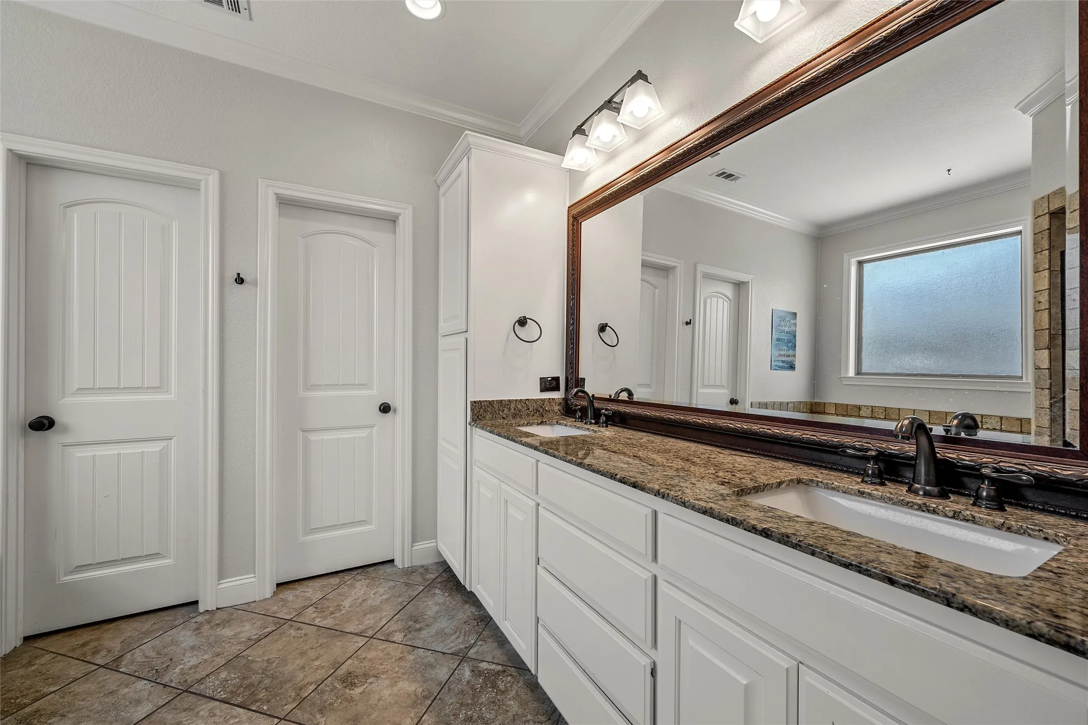 Single Family Residence For Sale in Mc Lennan County , 10308 Whitney Trace, Waco, Texas 76708, 3 Bedroom, 2 Bathroom, 2 Garage spaces, 1,953 Sqft, built in 2013, mls#21358751, Real Estate Agent in Waco, Homes For Sale in Mc Lennan county, Homes For Sale in Waco, Realtor in Waco Texas, Real Estate Brokerage Independent Realty Texas, Luminita Cordes Realtor