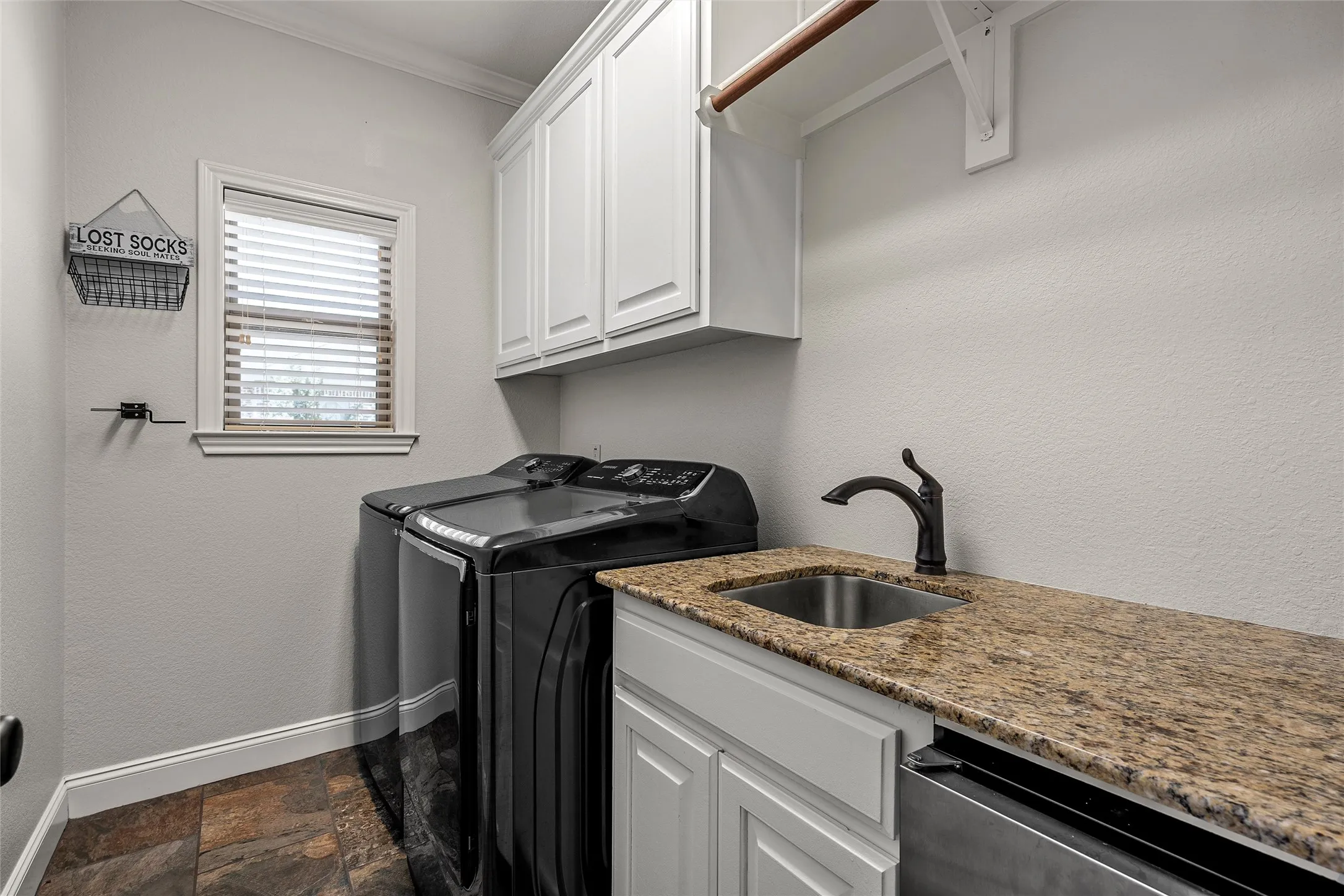 Single Family Residence For Sale in Mc Lennan County , 10308 Whitney Trace, Waco, Texas 76708, 3 Bedroom, 2 Bathroom, 2 Garage spaces, 1,953 Sqft, built in 2013, mls#21358751, Real Estate Agent in Waco, Homes For Sale in Mc Lennan county, Homes For Sale in Waco, Realtor in Waco Texas, Real Estate Brokerage Independent Realty Texas, Luminita Cordes Realtor