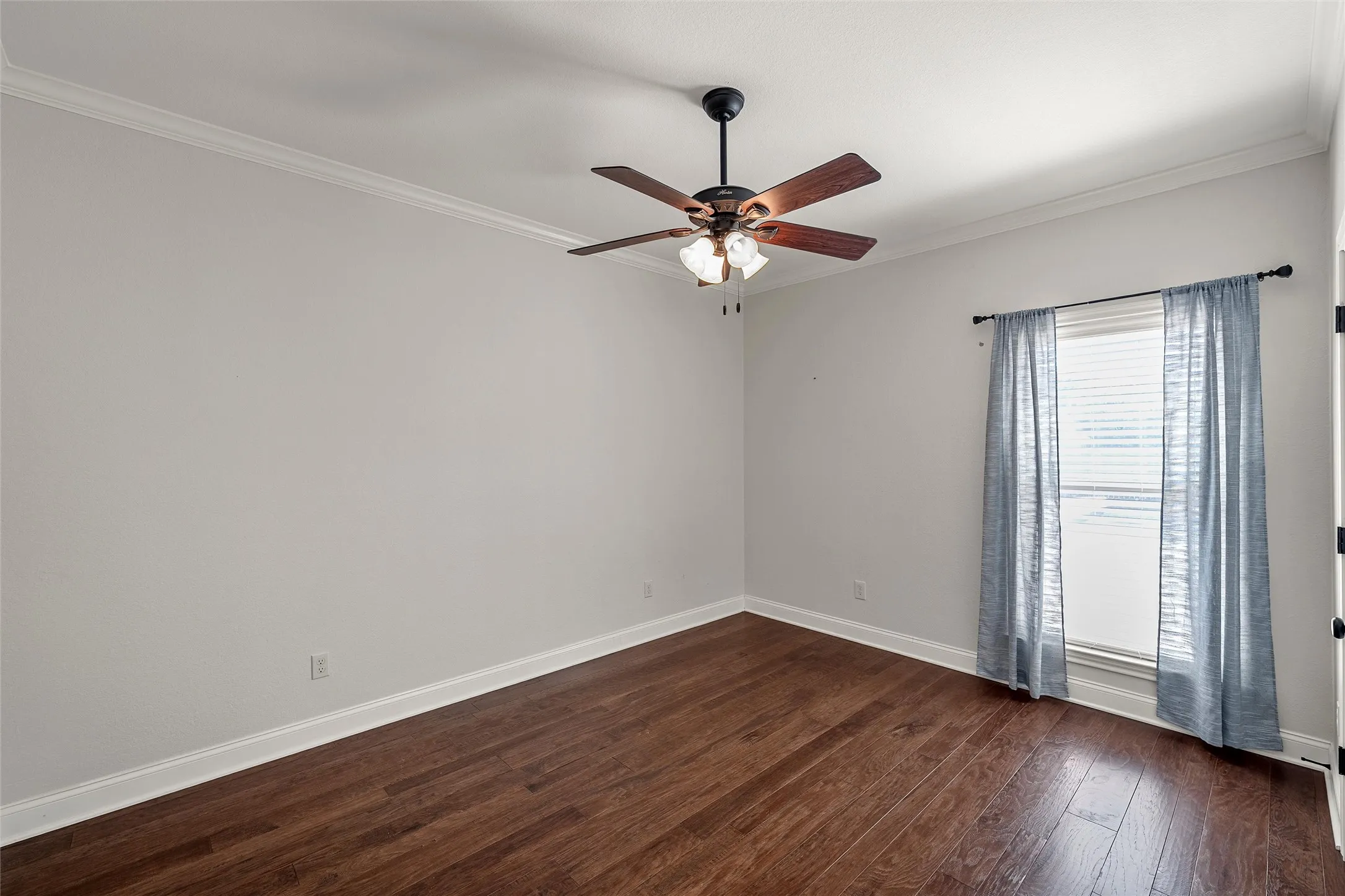 Single Family Residence For Sale in Mc Lennan County , 10308 Whitney Trace, Waco, Texas 76708, 3 Bedroom, 2 Bathroom, 2 Garage spaces, 1,953 Sqft, built in 2013, mls#21358751, Real Estate Agent in Waco, Homes For Sale in Mc Lennan county, Homes For Sale in Waco, Realtor in Waco Texas, Real Estate Brokerage Independent Realty Texas, Luminita Cordes Realtor