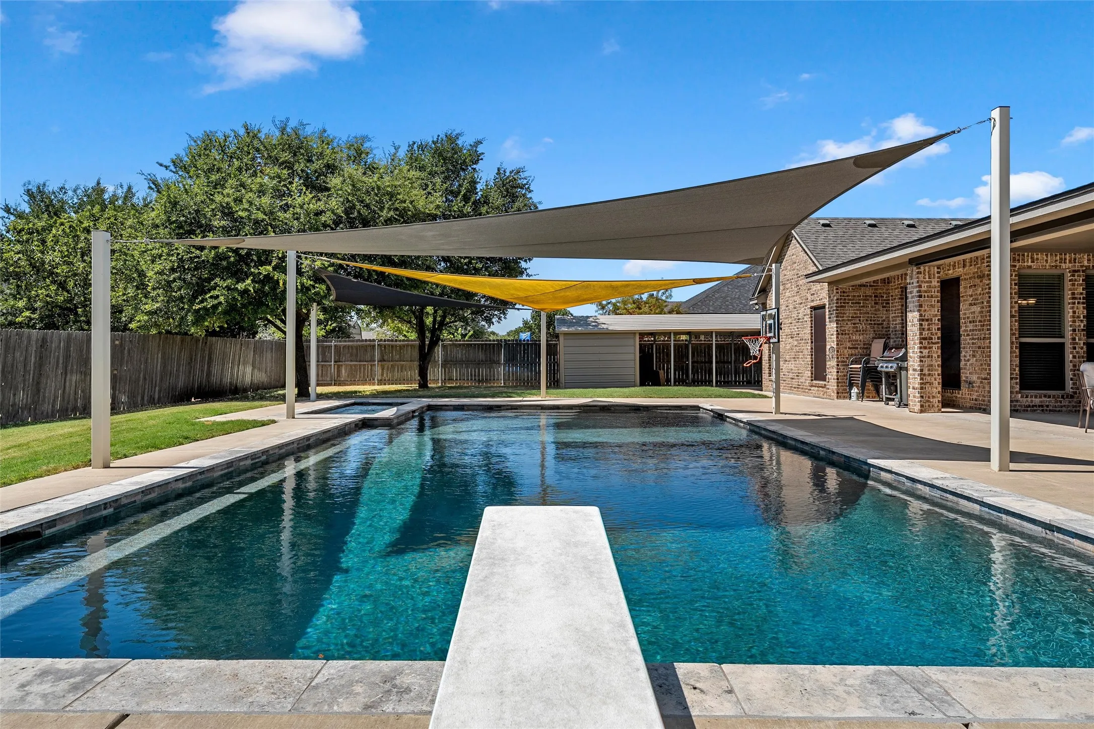 Single Family Residence For Sale in Mc Lennan County , 10308 Whitney Trace, Waco, Texas 76708, 3 Bedroom, 2 Bathroom, 2 Garage spaces, 1,953 Sqft, built in 2013, mls#21358751, Real Estate Agent in Waco, Homes For Sale in Mc Lennan county, Homes For Sale in Waco, Realtor in Waco Texas, Real Estate Brokerage Independent Realty Texas, Luminita Cordes Realtor