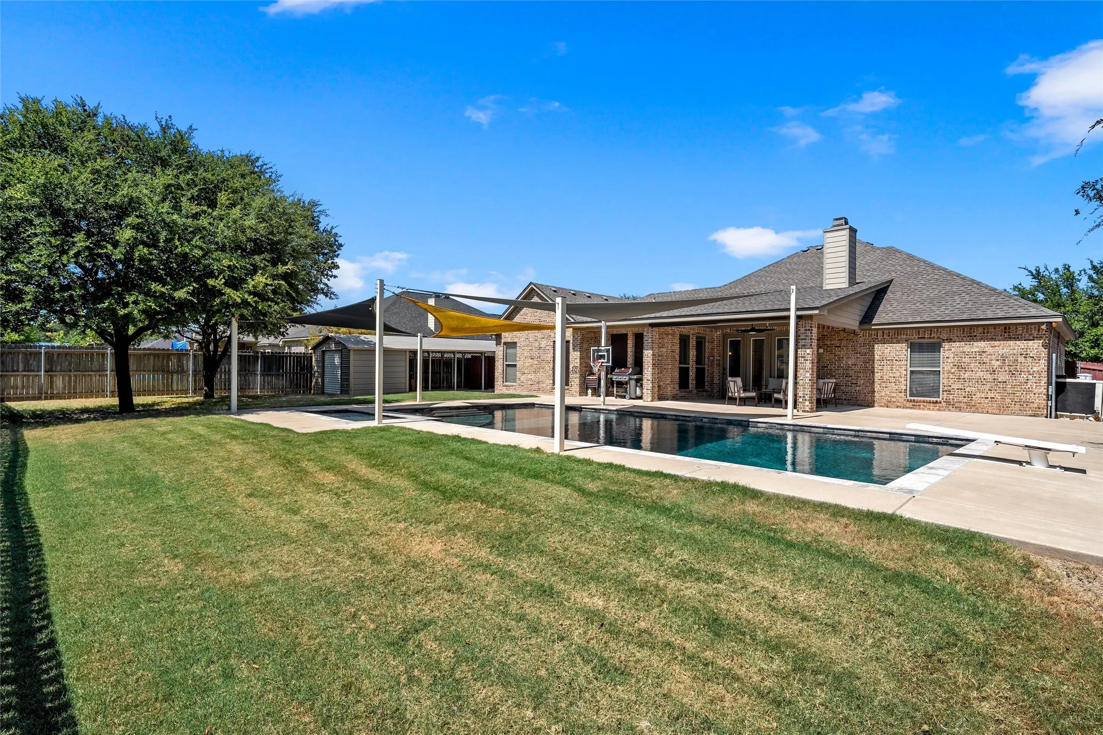 Single Family Residence For Sale in Mc Lennan County , 10308 Whitney Trace, Waco, Texas 76708, 3 Bedroom, 2 Bathroom, 2 Garage spaces, 1,953 Sqft, built in 2013, mls#21358751, Real Estate Agent in Waco, Homes For Sale in Mc Lennan county, Homes For Sale in Waco, Realtor in Waco Texas, Real Estate Brokerage Independent Realty Texas, Luminita Cordes Realtor