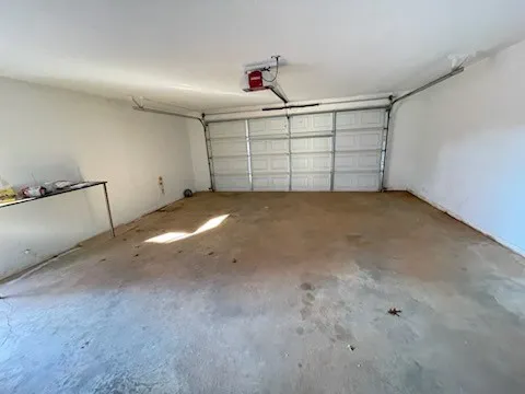 Single Family Residence For Sale in Grayson County , 903 Seymore Circle, Denison, Texas 75020, 3 Bedroom, 2 Bathroom, 2 Garage spaces, 1,583 Sqft, built in 1966, mls#21359290, Real Estate Agent in Denison, Homes For Sale in Grayson county, Homes For Sale in Denison, Realtor in Denison Texas, Real Estate Brokerage Independent Realty Texas, Luminita Cordes Realtor