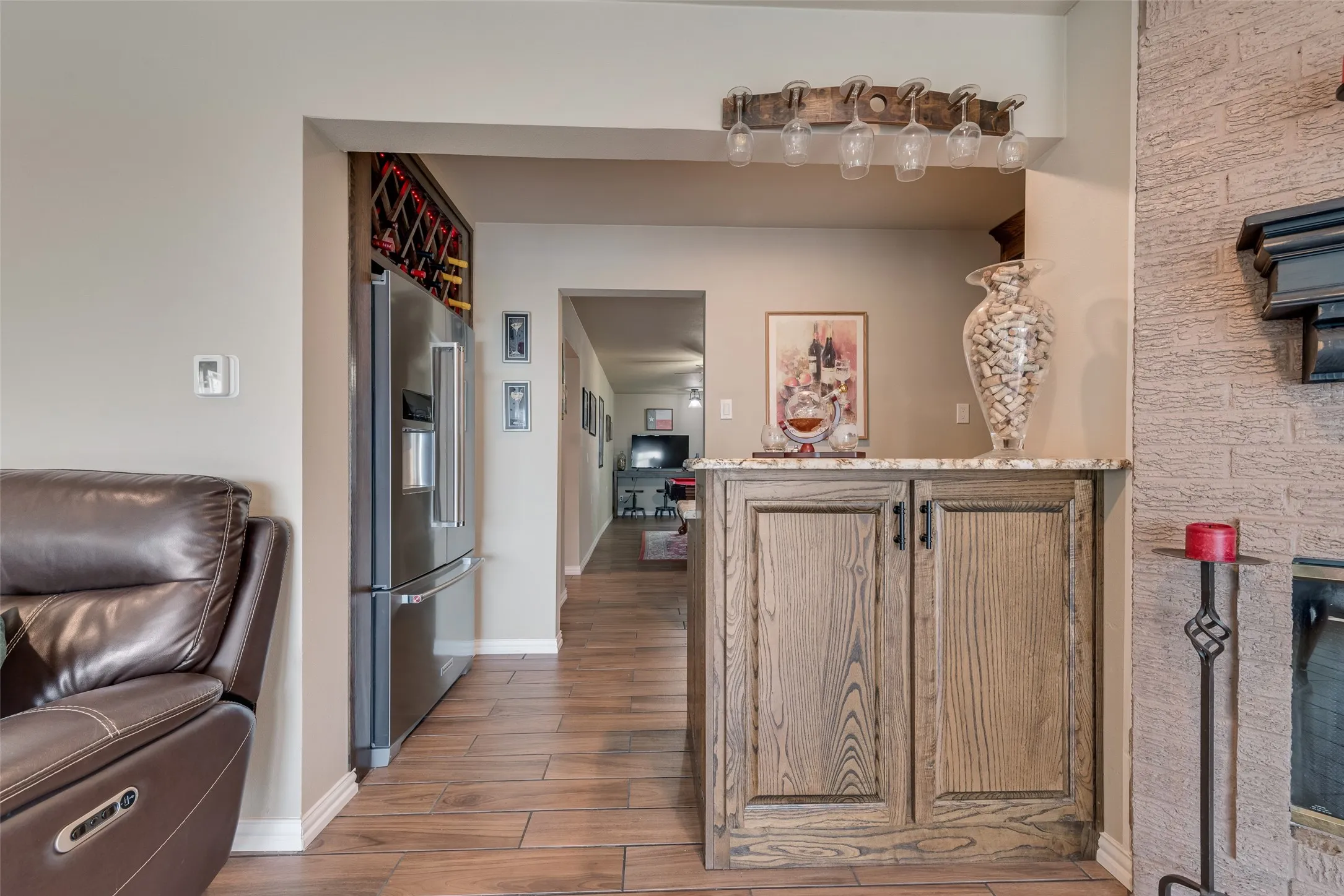 Single Family Residence For Sale in Dallas County , 1819 W Belt Line Road, Cedar Hill, Texas 75104, 4 Bedroom, 4 Bathroom, 2 Garage spaces, 3,100 Sqft, built in 1972, mls#21357648, Real Estate Agent in Cedar Hill, Homes For Sale in Dallas county, Homes For Sale in Cedar Hill, Realtor in Cedar Hill Texas, Real Estate Brokerage Independent Realty Texas, Luminita Cordes Realtor