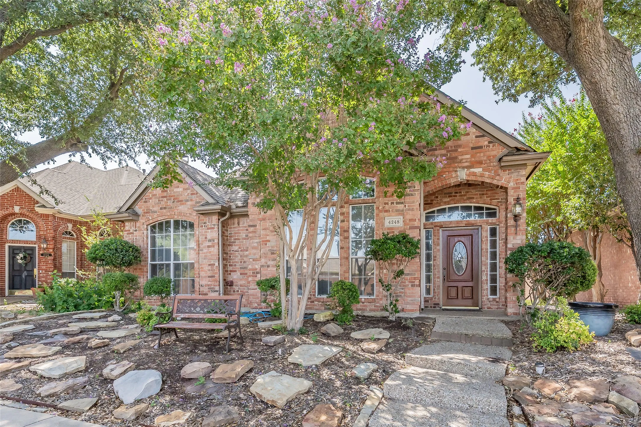 Single Family Residence For Sale in Collin County , 4248 Munnings Place, Plano, Texas 75093, 3 Bedroom, 2 Bathroom, 2 Garage spaces, 1,650 Sqft, built in 1993, mls#21359138, Real Estate Agent in Plano, Homes For Sale in Collin county, Homes For Sale in Plano, Realtor in Plano Texas, Real Estate Brokerage Independent Realty Texas, Luminita Cordes Realtor