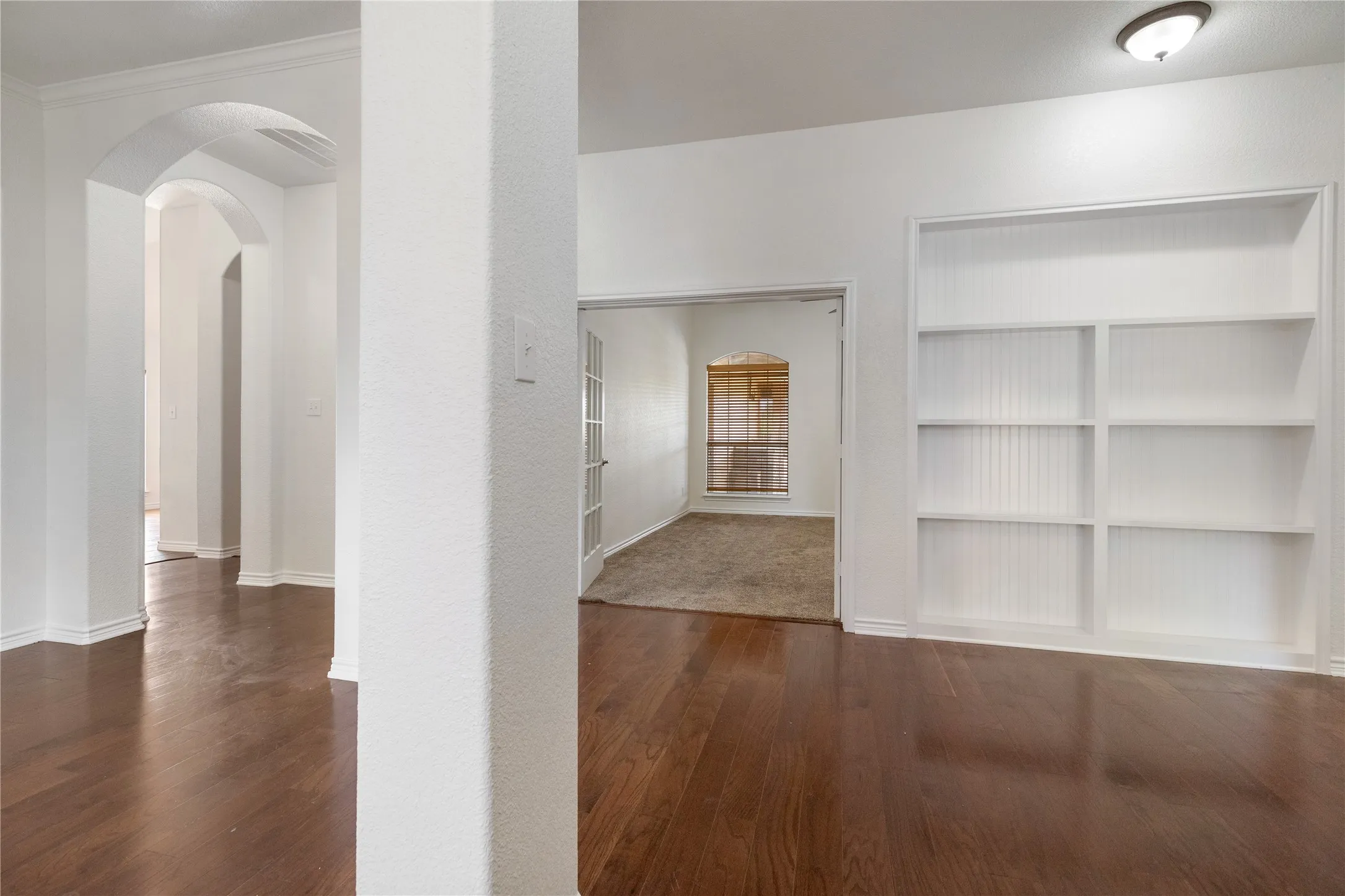 Single Family Residence For Sale in Tarrant County , 1464 Fence Post Drive, Fort Worth, Texas 76052, 4 Bedroom, 4 Bathroom, 3 Garage spaces, 3,406 Sqft, built in 2008, mls#21340593, Real Estate Agent in Fort Worth, Homes For Sale in Tarrant county, Homes For Sale in Fort Worth, Realtor in Fort Worth Texas, Real Estate Brokerage Independent Realty Texas, Luminita Cordes Realtor
