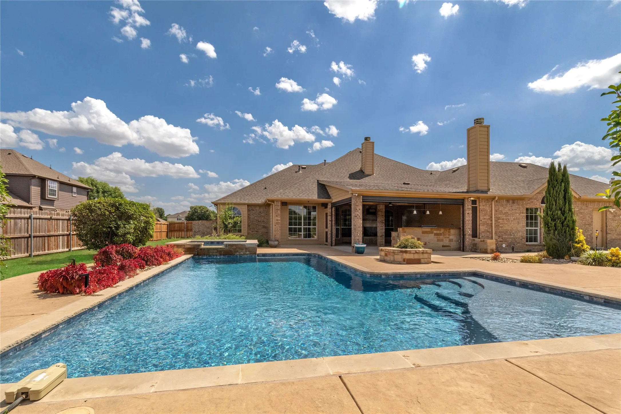Single Family Residence For Sale in Tarrant County , 1464 Fence Post Drive, Fort Worth, Texas 76052, 4 Bedroom, 4 Bathroom, 3 Garage spaces, 3,406 Sqft, built in 2008, mls#21340593, Real Estate Agent in Fort Worth, Homes For Sale in Tarrant county, Homes For Sale in Fort Worth, Realtor in Fort Worth Texas, Real Estate Brokerage Independent Realty Texas, Luminita Cordes Realtor
