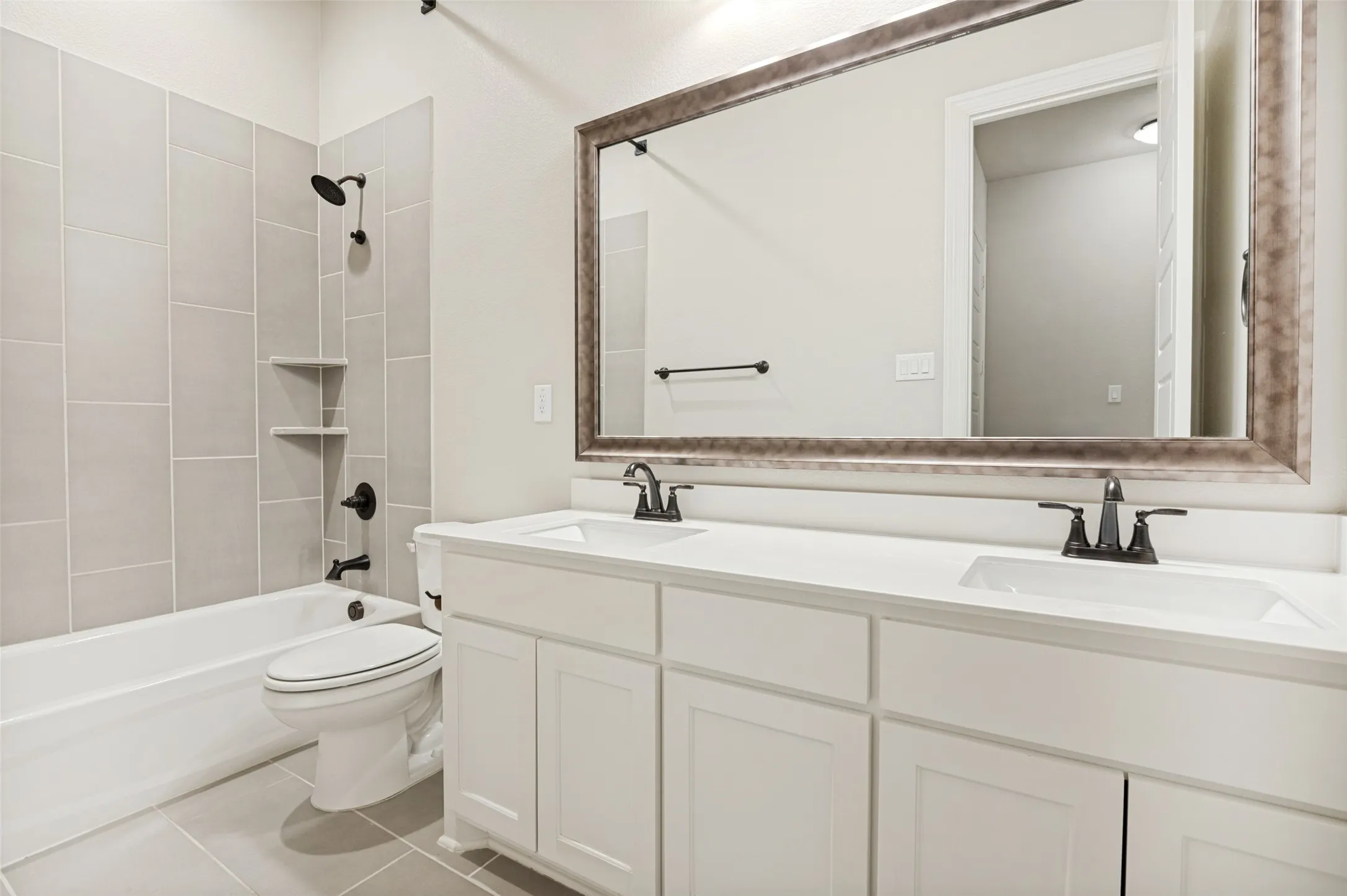 Single Family Residence For Sale in Ellis County , 3266 Arbor Grove Trail, Midlothian, Texas 76065, 4 Bedroom, 2 Bathroom, 3 Garage spaces, 2,371 Sqft, built in 2023, mls#21357375, Real Estate Agent in Midlothian, Homes For Sale in Ellis county, Homes For Sale in Midlothian, Realtor in Midlothian Texas, Real Estate Brokerage Independent Realty Texas, Luminita Cordes Realtor