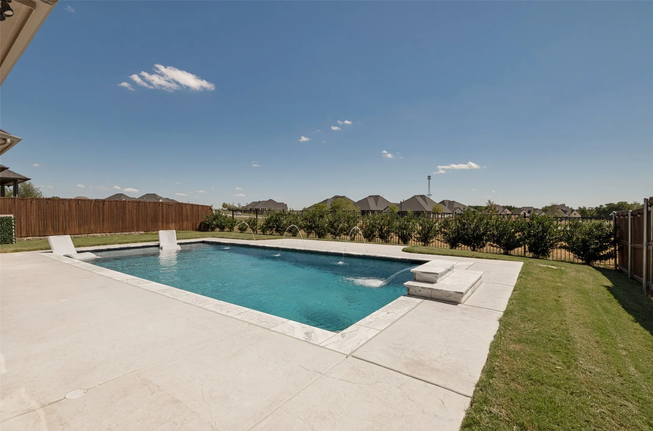 Single Family Residence For Sale in Ellis County , 3266 Arbor Grove Trail, Midlothian, Texas 76065, 4 Bedroom, 2 Bathroom, 3 Garage spaces, 2,371 Sqft, built in 2023, mls#21357375, Real Estate Agent in Midlothian, Homes For Sale in Ellis county, Homes For Sale in Midlothian, Realtor in Midlothian Texas, Real Estate Brokerage Independent Realty Texas, Luminita Cordes Realtor