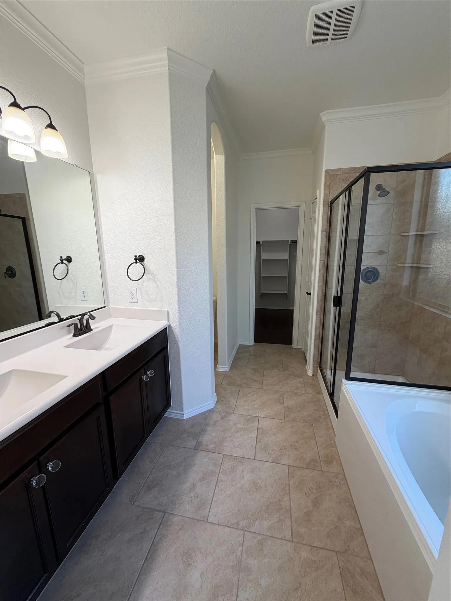 Single Family Residence For Rent in Denton County , 11808 Kurth Drive, Frisco, Texas 75036, 4 Bedroom, 3 Bathroom, 2 Garage spaces, 2,573 Sqft, built in 2015, Price $3,000, mls#21358982, Real Estate Agent in Frisco, Homes For Rent in Denton county, Homes For Rent in Frisco, Realtor in Frisco Texas, Real Estate Brokerage Independent Realty Texas, Luminita Cordes Realtor