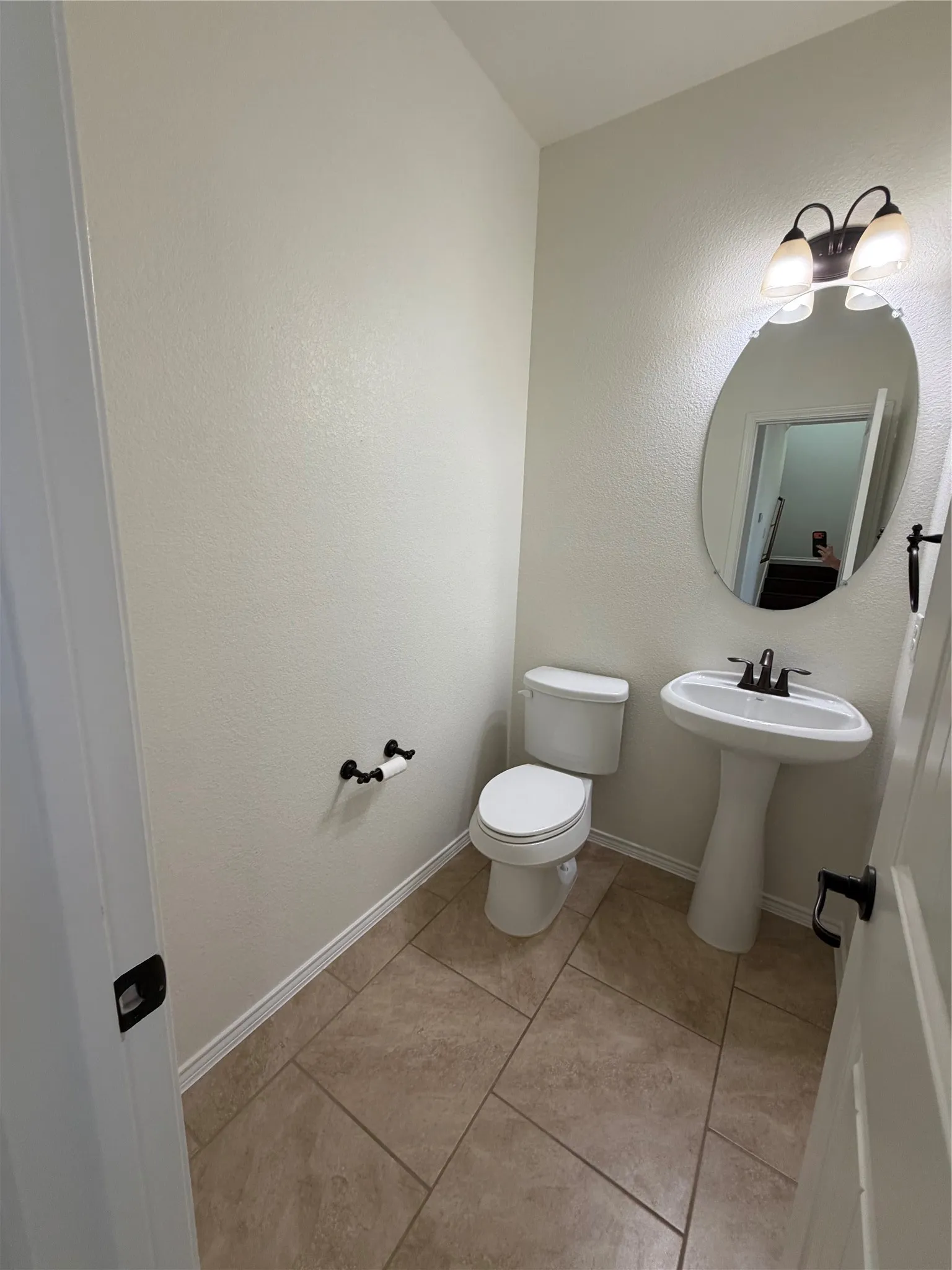 Single Family Residence For Rent in Denton County , 11808 Kurth Drive, Frisco, Texas 75036, 4 Bedroom, 3 Bathroom, 2 Garage spaces, 2,573 Sqft, built in 2015, Price $3,000, mls#21358982, Real Estate Agent in Frisco, Homes For Rent in Denton county, Homes For Rent in Frisco, Realtor in Frisco Texas, Real Estate Brokerage Independent Realty Texas, Luminita Cordes Realtor