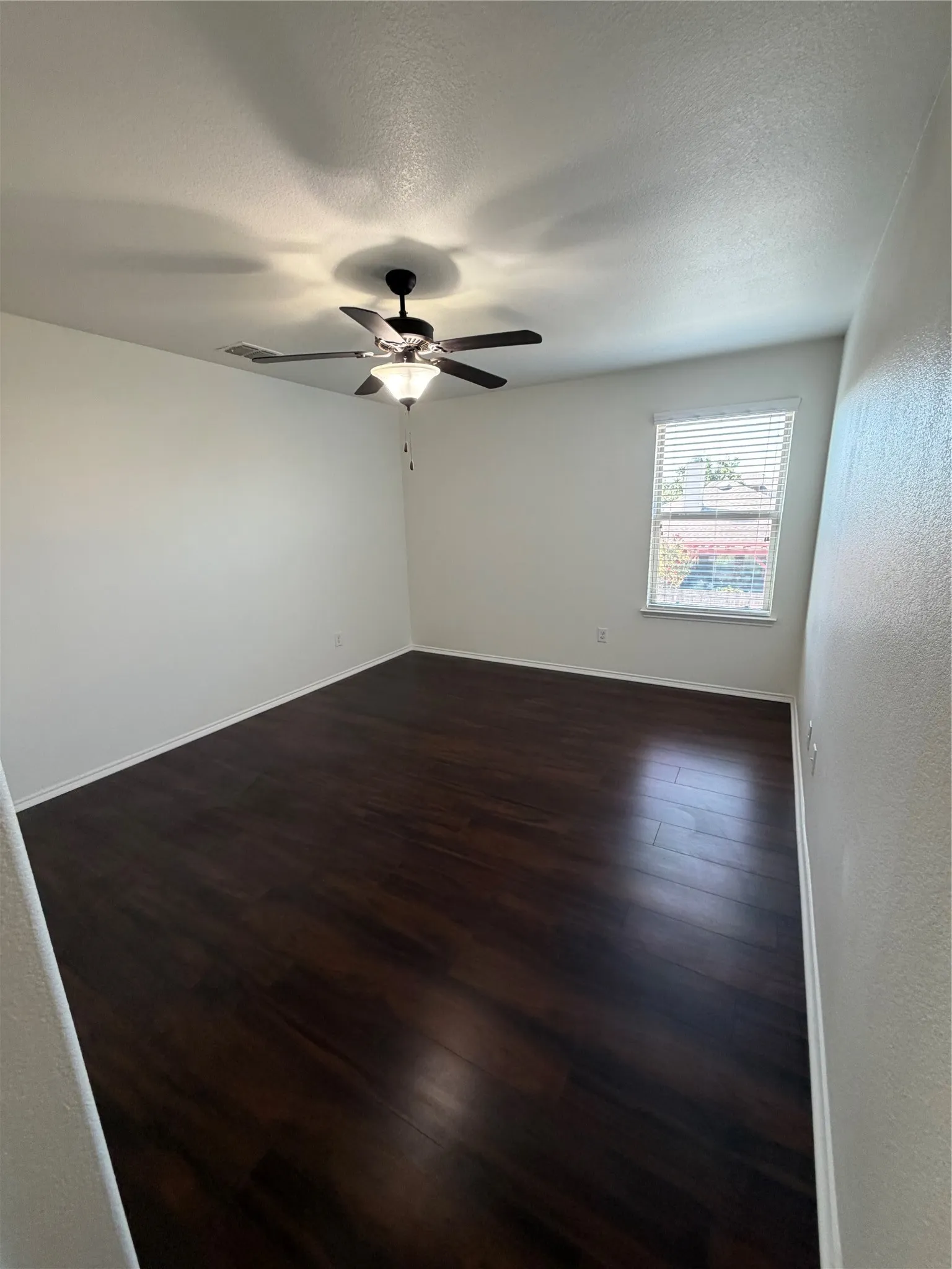 Single Family Residence For Rent in Denton County , 11808 Kurth Drive, Frisco, Texas 75036, 4 Bedroom, 3 Bathroom, 2 Garage spaces, 2,573 Sqft, built in 2015, Price $3,000, mls#21358982, Real Estate Agent in Frisco, Homes For Rent in Denton county, Homes For Rent in Frisco, Realtor in Frisco Texas, Real Estate Brokerage Independent Realty Texas, Luminita Cordes Realtor