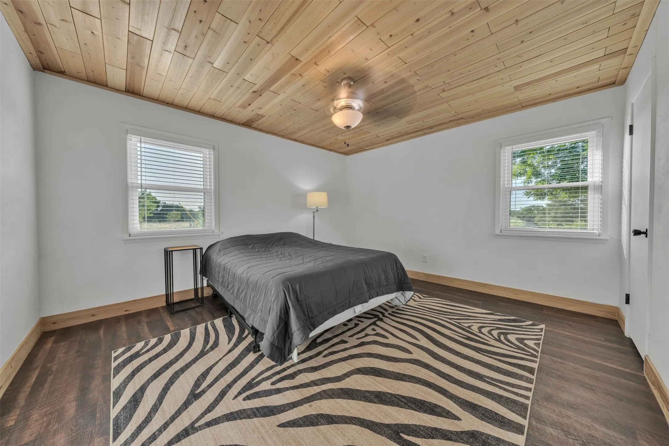 Single Family Residence For Sale in Palo Pinto County , 4080 Pleasant Valley Road, Mineral Wells, Texas 76067, 3 Bedroom, 2 Bathroom, Garage spaces, 2,419 Sqft, built in 1970, mls#21359302, Real Estate Agent in Mineral Wells, Homes For Sale in Palo Pinto county, Homes For Sale in Mineral Wells, Realtor in Mineral Wells Texas, Real Estate Brokerage Independent Realty Texas, Luminita Cordes Realtor
