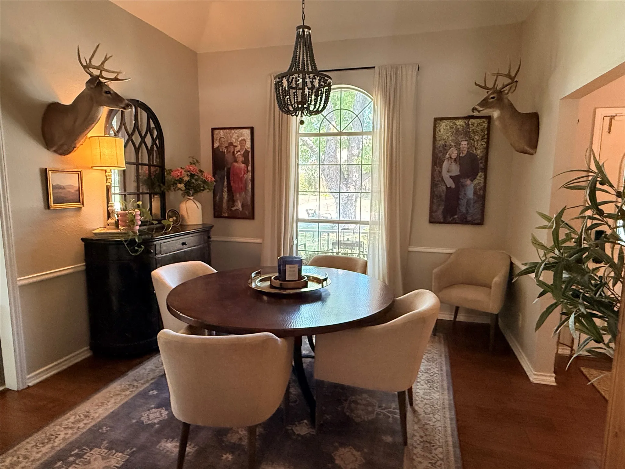 Single Family Residence For Sale in Brown County , 2710 Hunters Run, Brownwood, Texas 76801, 4 Bedroom, 3 Bathroom, 2 Garage spaces, 2,096 Sqft, built in 1996, mls#21359304, Real Estate Agent in Brownwood, Homes For Sale in Brown county, Homes For Sale in Brownwood, Realtor in Brownwood Texas, Real Estate Brokerage Independent Realty Texas, Luminita Cordes Realtor