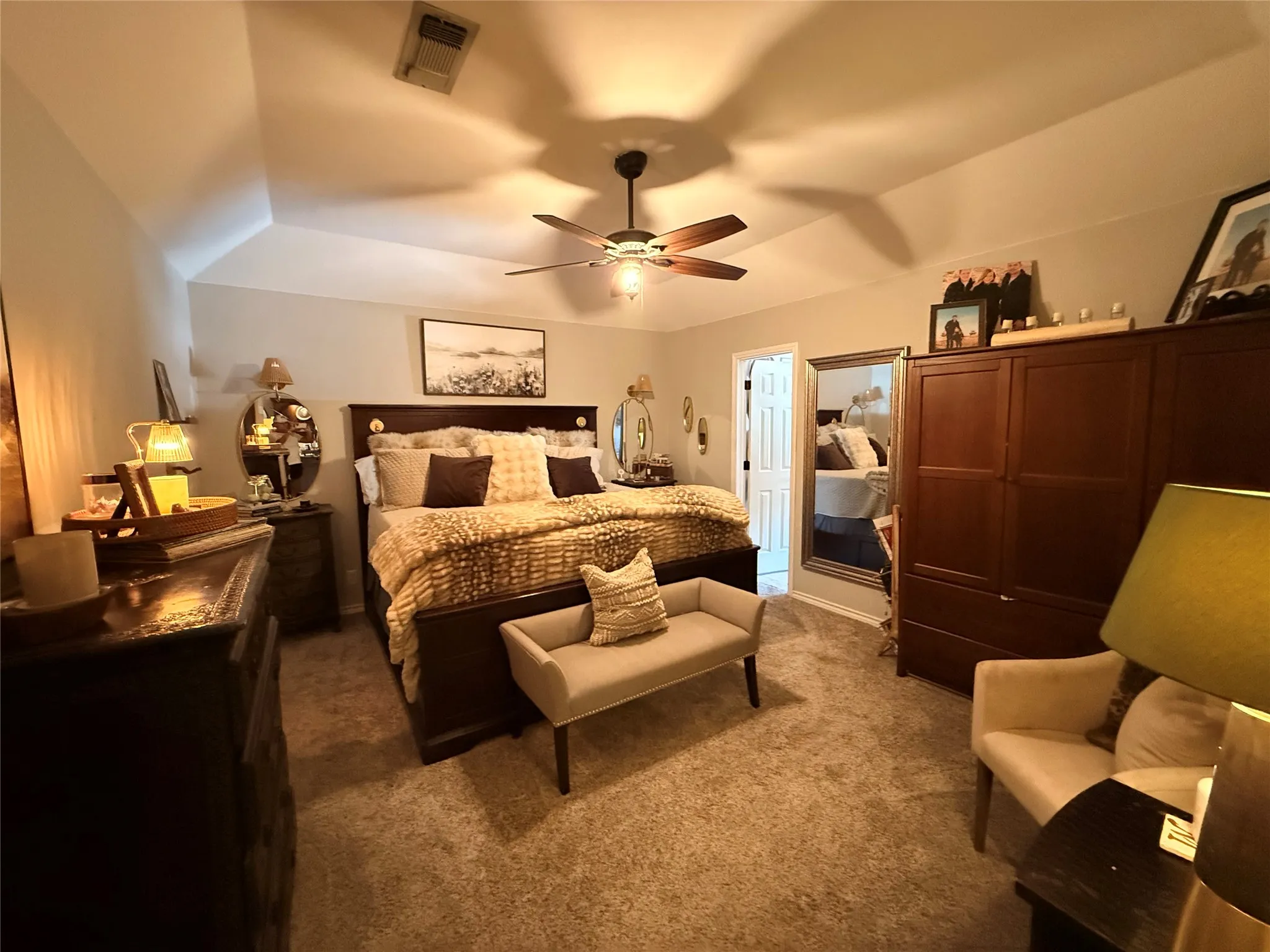 Single Family Residence For Sale in Brown County , 2710 Hunters Run, Brownwood, Texas 76801, 4 Bedroom, 3 Bathroom, 2 Garage spaces, 2,096 Sqft, built in 1996, mls#21359304, Real Estate Agent in Brownwood, Homes For Sale in Brown county, Homes For Sale in Brownwood, Realtor in Brownwood Texas, Real Estate Brokerage Independent Realty Texas, Luminita Cordes Realtor