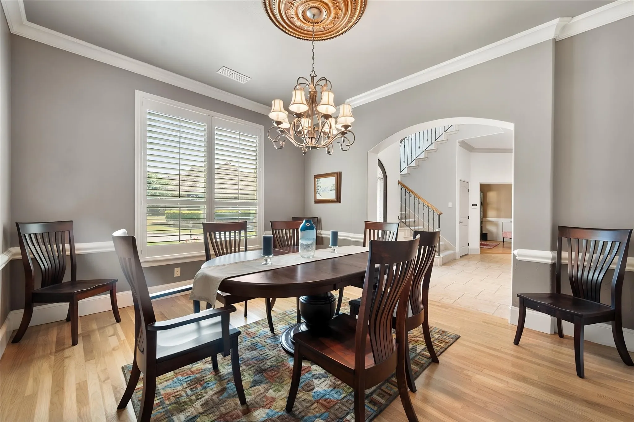 Single Family Residence For Sale in Tarrant County , 3001 Sunray Valley Court, Arlington, Texas 76012, 4 Bedroom, 4 Bathroom, 3 Garage spaces, 4,940 Sqft, built in 2005, mls#21358037, Real Estate Agent in Arlington, Homes For Sale in Tarrant county, Homes For Sale in Arlington, Realtor in Arlington Texas, Real Estate Brokerage Independent Realty Texas, Luminita Cordes Realtor