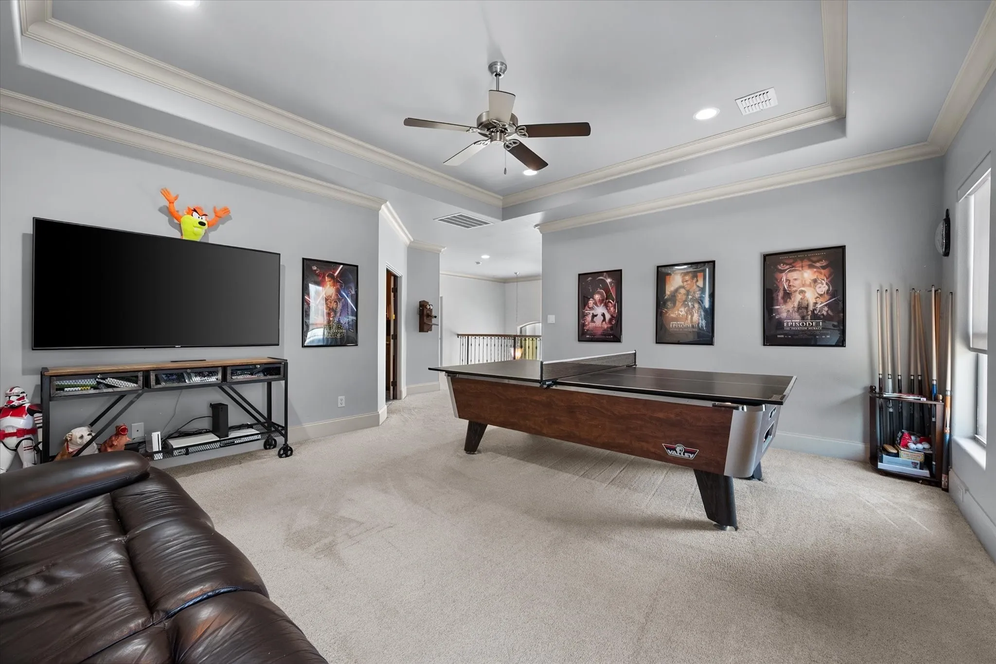Single Family Residence For Sale in Tarrant County , 3001 Sunray Valley Court, Arlington, Texas 76012, 4 Bedroom, 4 Bathroom, 3 Garage spaces, 4,940 Sqft, built in 2005, mls#21358037, Real Estate Agent in Arlington, Homes For Sale in Tarrant county, Homes For Sale in Arlington, Realtor in Arlington Texas, Real Estate Brokerage Independent Realty Texas, Luminita Cordes Realtor