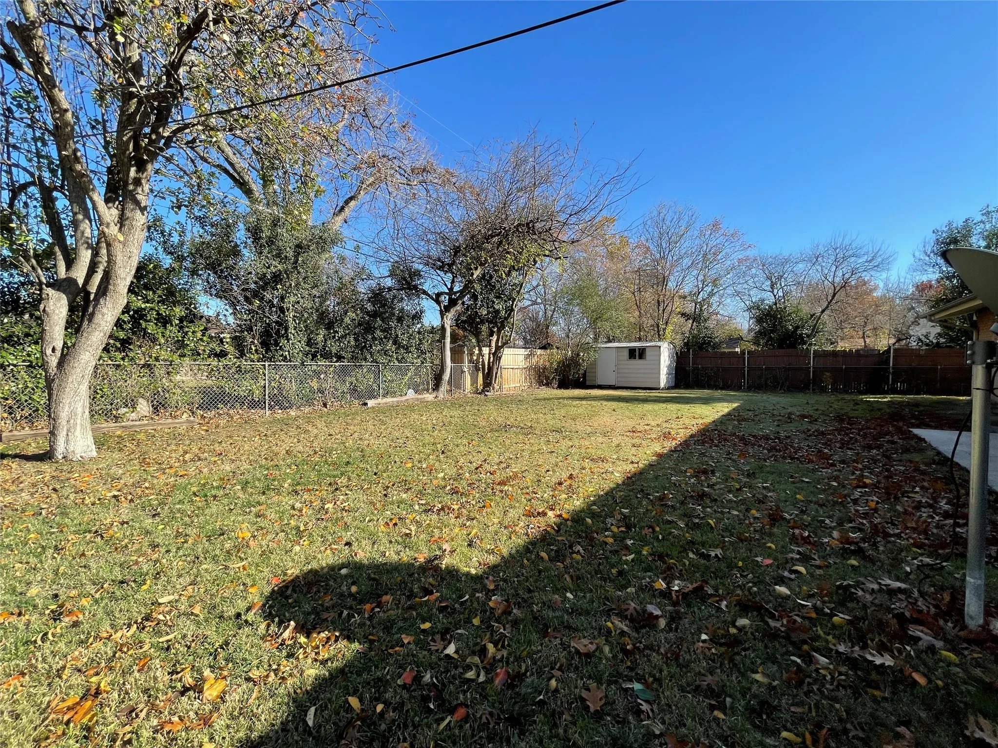 Single Family Residence For Rent in Tarrant County , 4616 Fawn Drive, Fort Worth, Texas 76132, 3 Bedroom, 2 Bathroom, Garage spaces, 2,002 Sqft, built in 1958, mls#21356134, Real Estate Agent in Fort Worth, Homes For Rent in Tarrant county, Homes For Rent in Fort Worth, Realtor in Fort Worth Texas, Real Estate Brokerage Independent Realty Texas, Luminita Cordes Realtor