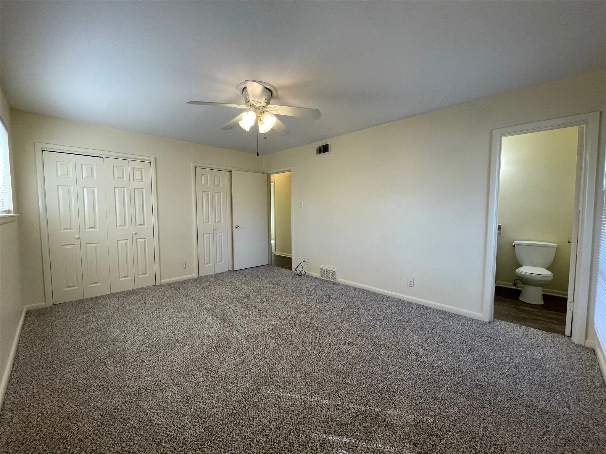 Single Family Residence For Rent in Tarrant County , 4616 Fawn Drive, Fort Worth, Texas 76132, 3 Bedroom, 2 Bathroom, Garage spaces, 2,002 Sqft, built in 1958, mls#21356134, Real Estate Agent in Fort Worth, Homes For Rent in Tarrant county, Homes For Rent in Fort Worth, Realtor in Fort Worth Texas, Real Estate Brokerage Independent Realty Texas, Luminita Cordes Realtor