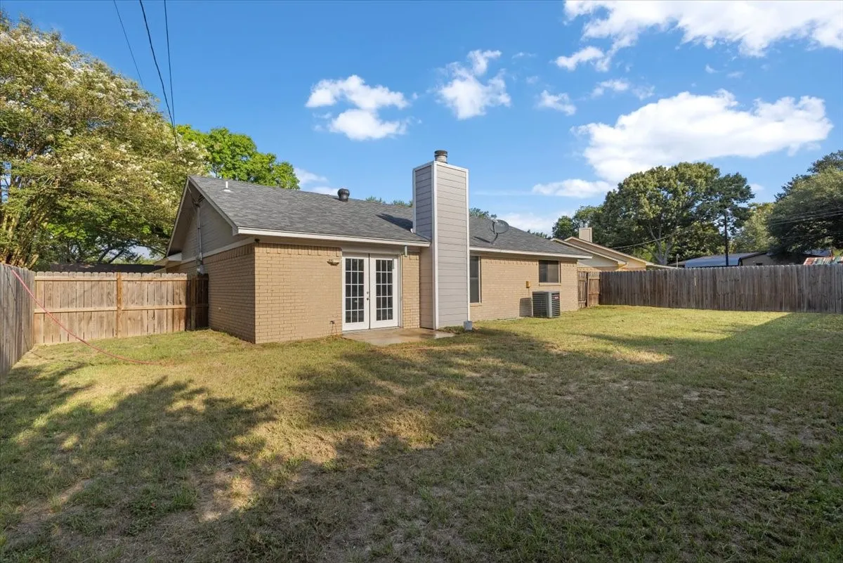 Single Family Residence For Sale in Henderson County , 710 Southwood Drive, Athens, Texas 75751, 3 Bedroom, 2 Bathroom, 1 Garage spaces, 1,221 Sqft, built in 0, mls#21359316, Real Estate Agent in Athens, Homes For Sale in Henderson county, Homes For Sale in Athens, Realtor in Athens Texas, Real Estate Brokerage Independent Realty Texas, Luminita Cordes Realtor
