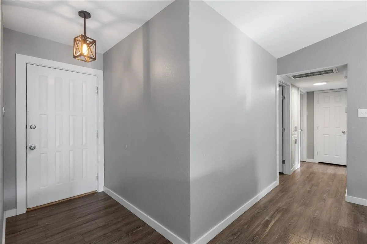 Single Family Residence For Sale in Henderson County , 710 Southwood Drive, Athens, Texas 75751, 3 Bedroom, 2 Bathroom, 1 Garage spaces, 1,221 Sqft, built in 0, mls#21359316, Real Estate Agent in Athens, Homes For Sale in Henderson county, Homes For Sale in Athens, Realtor in Athens Texas, Real Estate Brokerage Independent Realty Texas, Luminita Cordes Realtor
