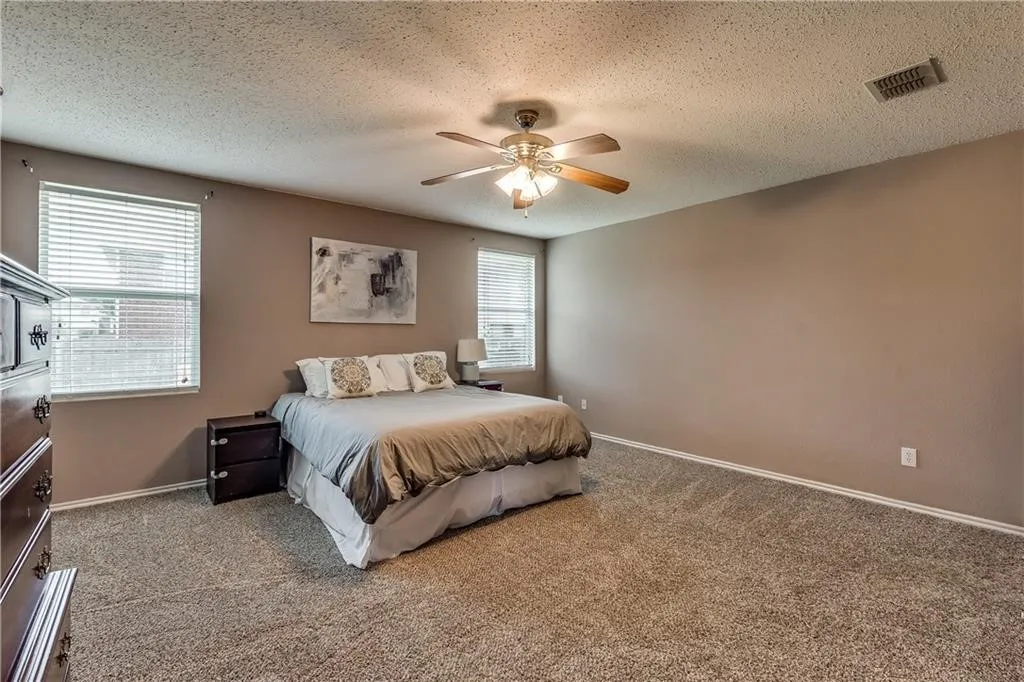 Single Family Residence For Rent in Denton County , 1608 Rialto Way, Fort Worth, Texas 76247, 3 Bedroom, 2 Bathroom, 2 Garage spaces, 1,647 Sqft, built in 2005, Price $1,895, mls#21359172, Real Estate Agent in Fort Worth, Homes For Rent in Denton county, Homes For Rent in Fort Worth, Realtor in Fort Worth Texas, Real Estate Brokerage Independent Realty Texas, Luminita Cordes Realtor
