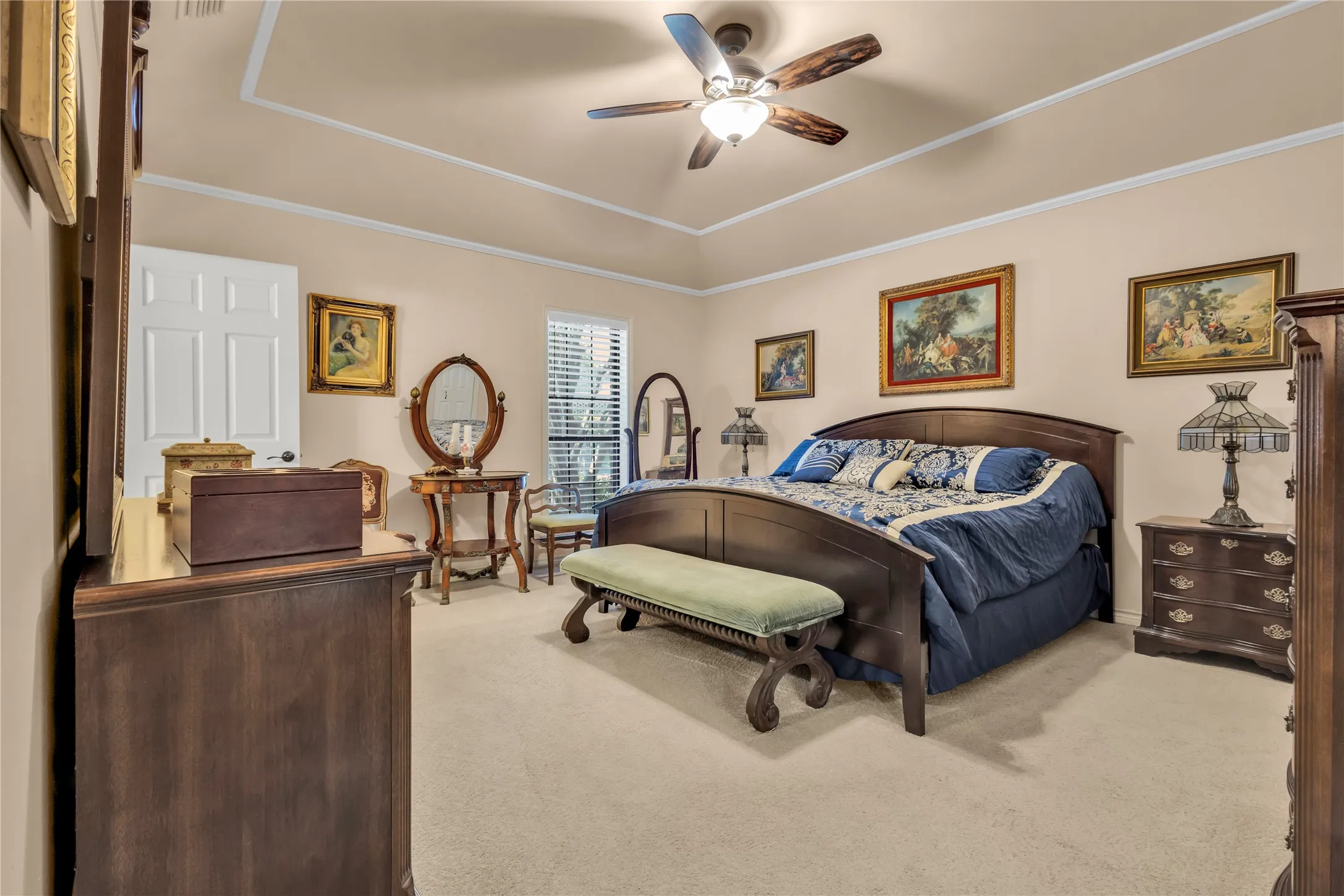 Single Family Residence For Sale in Smith County , 501 Hyde Park, Tyler, Texas 75701, 3 Bedroom, 3 Bathroom, 2 Garage spaces, 2,613 Sqft, built in 1983, mls#21359323, Real Estate Agent in Tyler, Homes For Sale in Smith county, Homes For Sale in Tyler, Realtor in Tyler Texas, Real Estate Brokerage Independent Realty Texas, Luminita Cordes Realtor