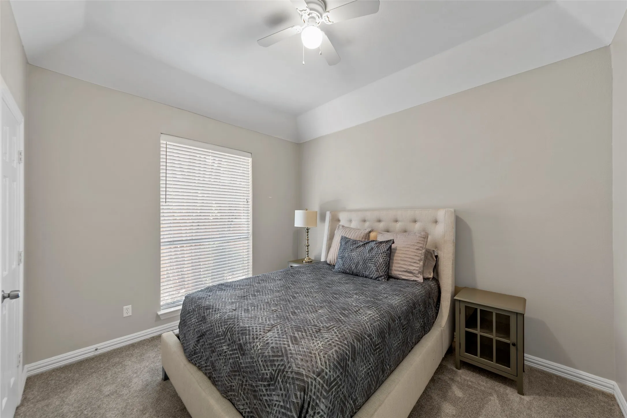 Single Family Residence For Sale in Collin County , 707 Twin Creeks Drive, Allen, Texas 75013, 4 Bedroom, 3 Bathroom, 2 Garage spaces, 2,755 Sqft, built in 1994, mls#21358083, Real Estate Agent in Allen, Homes For Sale in Collin county, Homes For Sale in Allen, Realtor in Allen Texas, Real Estate Brokerage Independent Realty Texas, Luminita Cordes Realtor