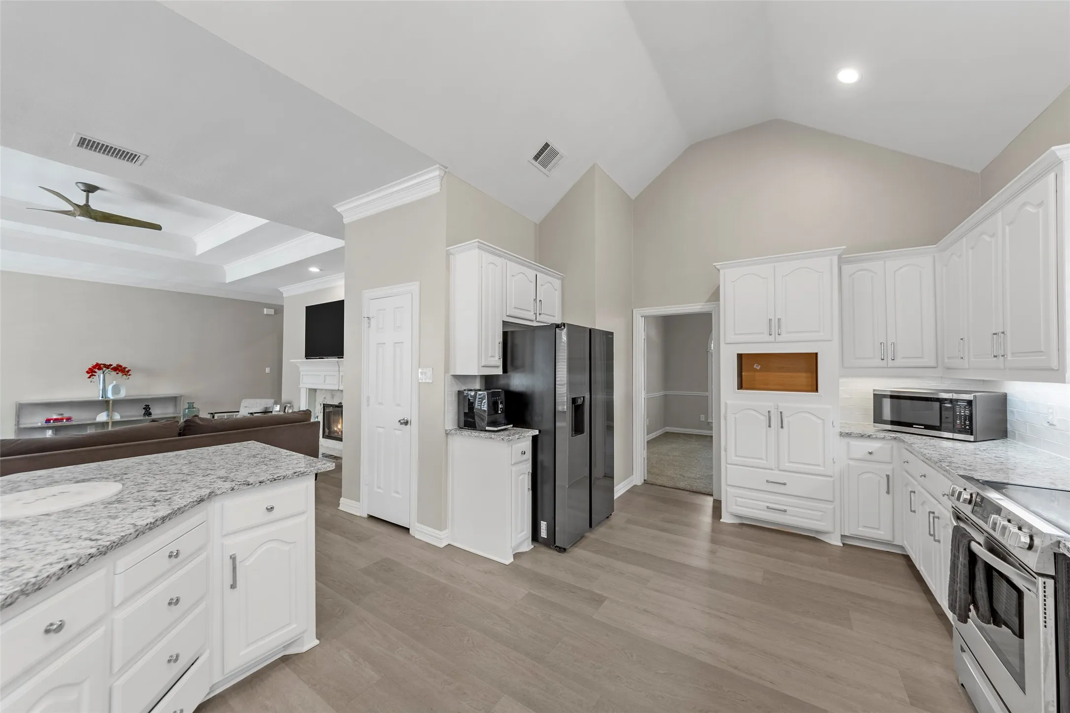 Single Family Residence For Sale in Collin County , 707 Twin Creeks Drive, Allen, Texas 75013, 4 Bedroom, 3 Bathroom, 2 Garage spaces, 2,755 Sqft, built in 1994, mls#21358083, Real Estate Agent in Allen, Homes For Sale in Collin county, Homes For Sale in Allen, Realtor in Allen Texas, Real Estate Brokerage Independent Realty Texas, Luminita Cordes Realtor