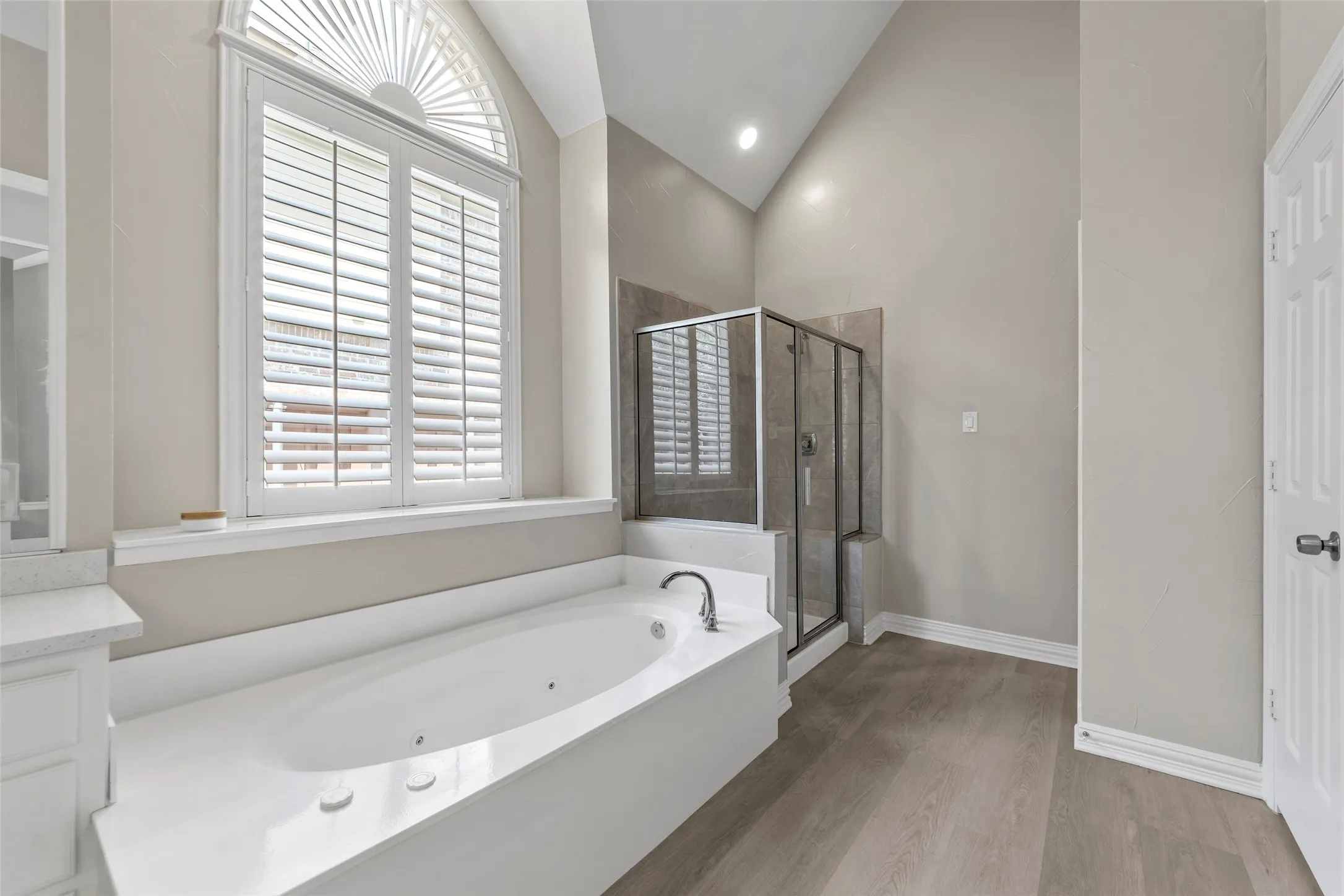 Single Family Residence For Sale in Collin County , 707 Twin Creeks Drive, Allen, Texas 75013, 4 Bedroom, 3 Bathroom, 2 Garage spaces, 2,755 Sqft, built in 1994, mls#21358083, Real Estate Agent in Allen, Homes For Sale in Collin county, Homes For Sale in Allen, Realtor in Allen Texas, Real Estate Brokerage Independent Realty Texas, Luminita Cordes Realtor