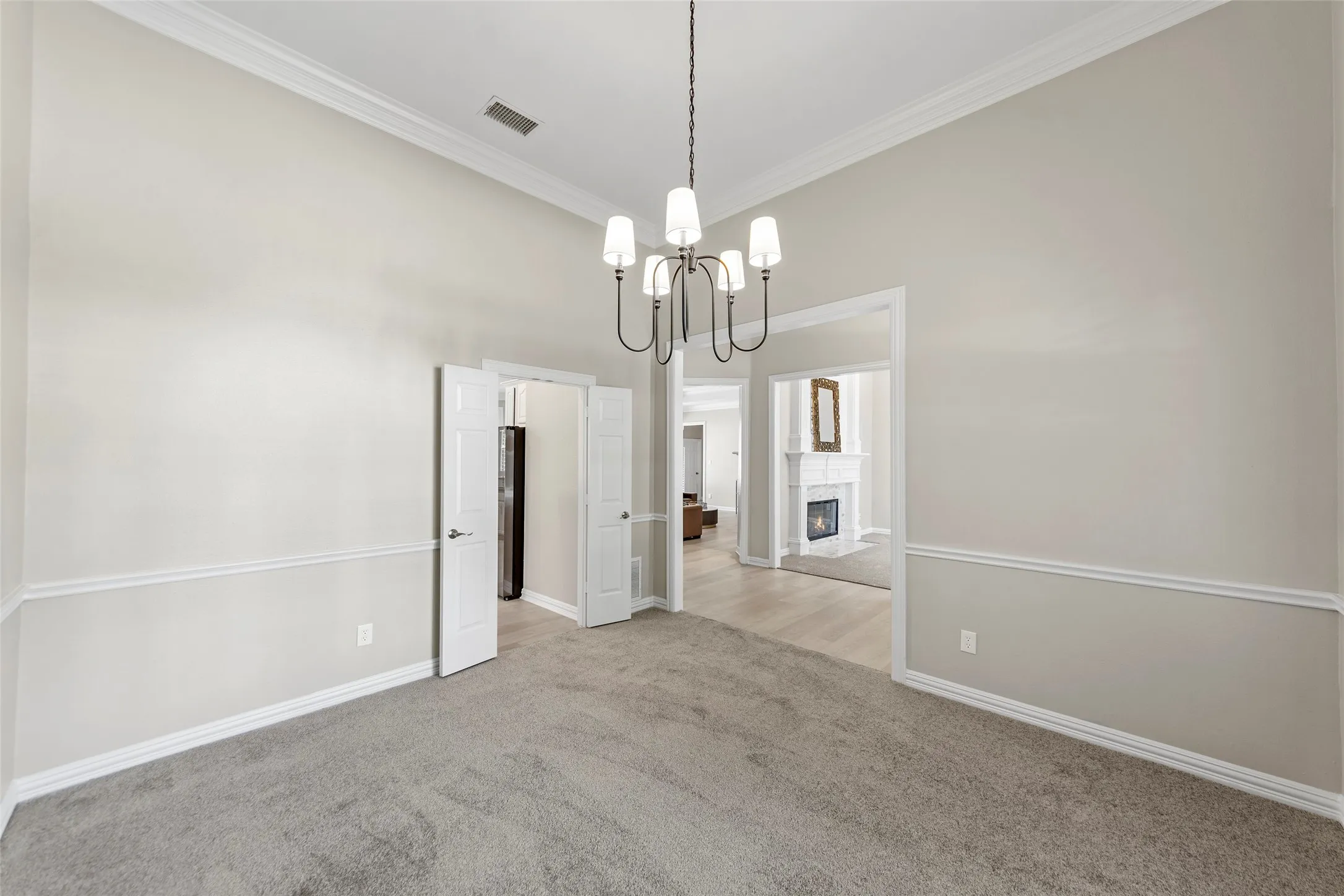 Single Family Residence For Sale in Collin County , 707 Twin Creeks Drive, Allen, Texas 75013, 4 Bedroom, 3 Bathroom, 2 Garage spaces, 2,755 Sqft, built in 1994, mls#21358083, Real Estate Agent in Allen, Homes For Sale in Collin county, Homes For Sale in Allen, Realtor in Allen Texas, Real Estate Brokerage Independent Realty Texas, Luminita Cordes Realtor
