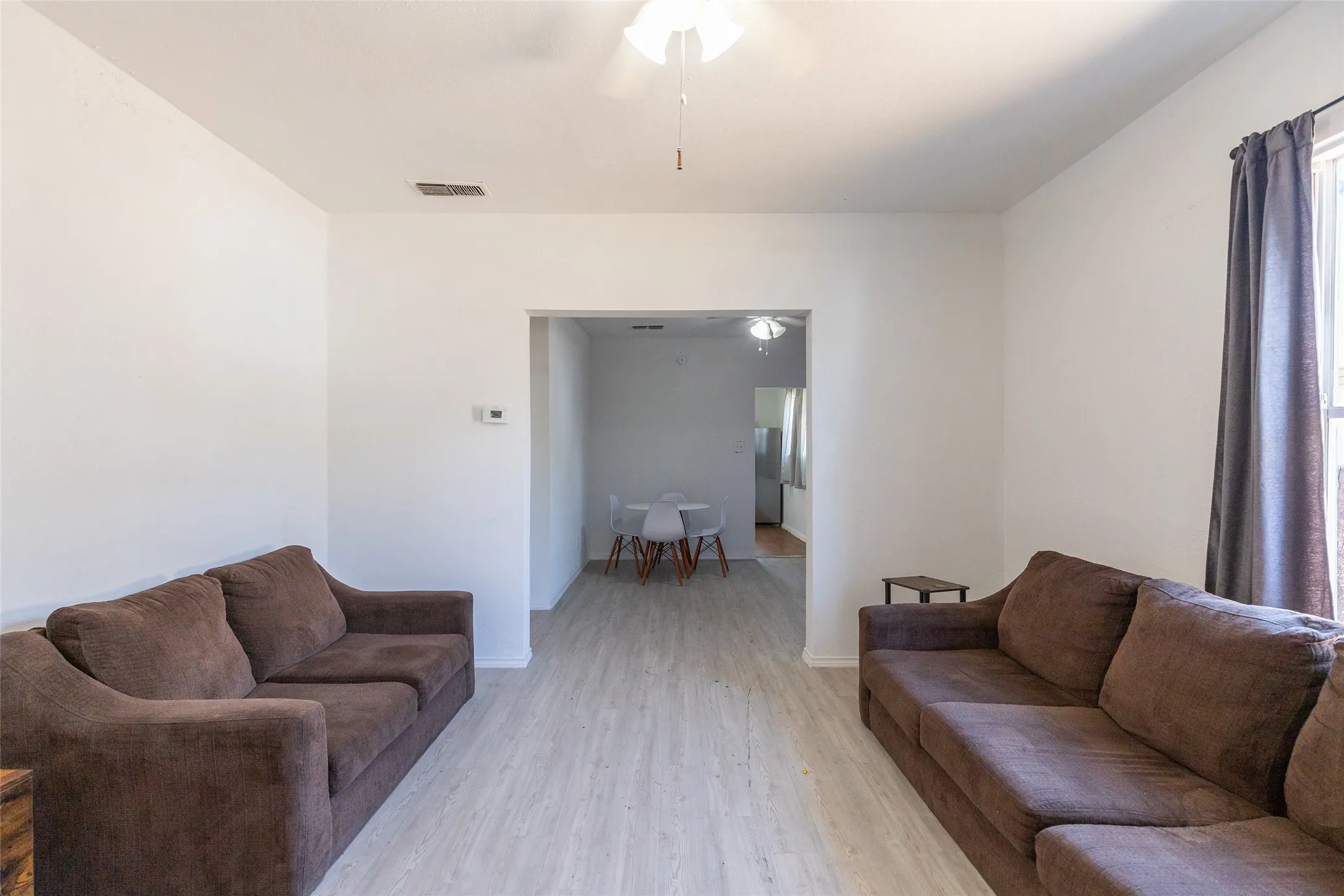 Single Family Residence For Sale in Taylor County , 1833 N 7th Street, Abilene, Texas 79603, 3 Bedroom, 2 Bathroom, Garage spaces, 1,516 Sqft, built in 1942, mls#21357683, Real Estate Agent in Abilene, Homes For Sale in Taylor county, Homes For Sale in Abilene, Realtor in Abilene Texas, Real Estate Brokerage Independent Realty Texas, Luminita Cordes Realtor