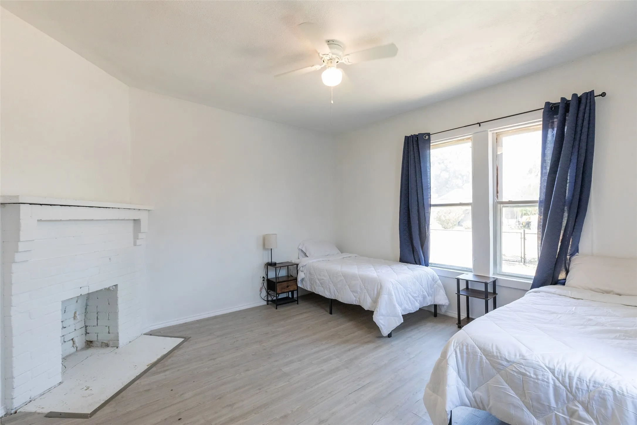 Single Family Residence For Sale in Taylor County , 1833 N 7th Street, Abilene, Texas 79603, 3 Bedroom, 2 Bathroom, Garage spaces, 1,516 Sqft, built in 1942, mls#21357683, Real Estate Agent in Abilene, Homes For Sale in Taylor county, Homes For Sale in Abilene, Realtor in Abilene Texas, Real Estate Brokerage Independent Realty Texas, Luminita Cordes Realtor
