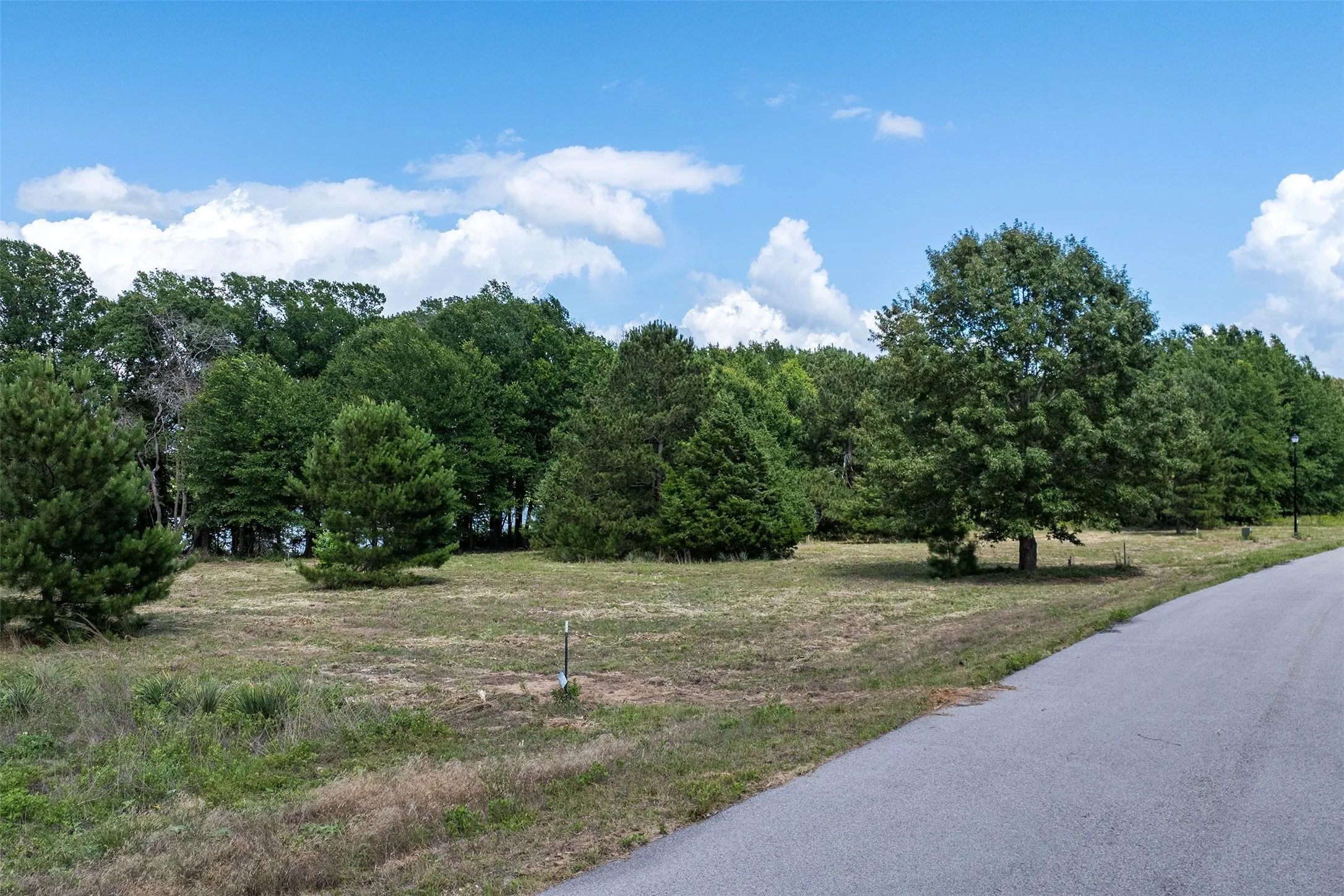 Unimproved Land For Sale in Henderson County , 7 Windward Court, Athens, Texas 75752, 0, 0, Garage spaces, 0 Sqft, built in 0, mls#21359327, Real Estate Agent in Athens, Homes For Sale in Henderson county, Homes For Sale in Athens, Realtor in Athens Texas, Real Estate Brokerage Independent Realty Texas, Luminita Cordes Realtor