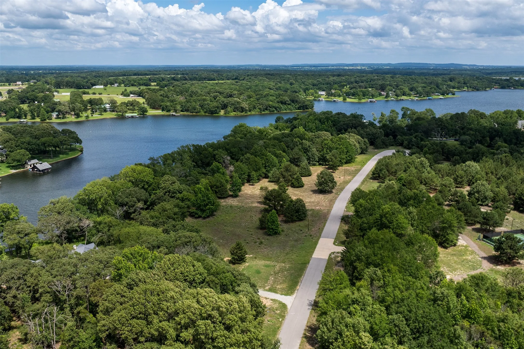Unimproved Land For Sale in Henderson County , 7 Windward Court, Athens, Texas 75752, 0, 0, Garage spaces, 0 Sqft, built in 0, mls#21359327, Real Estate Agent in Athens, Homes For Sale in Henderson county, Homes For Sale in Athens, Realtor in Athens Texas, Real Estate Brokerage Independent Realty Texas, Luminita Cordes Realtor