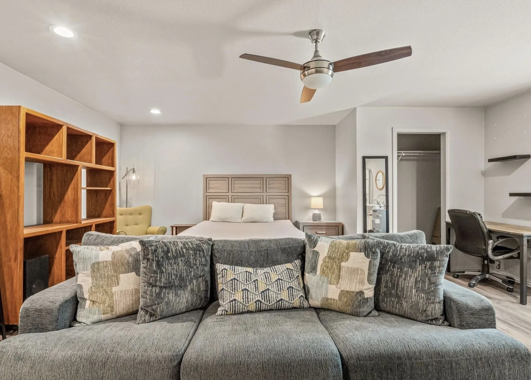 Guest quarters are very spacious, private and still very accessible .