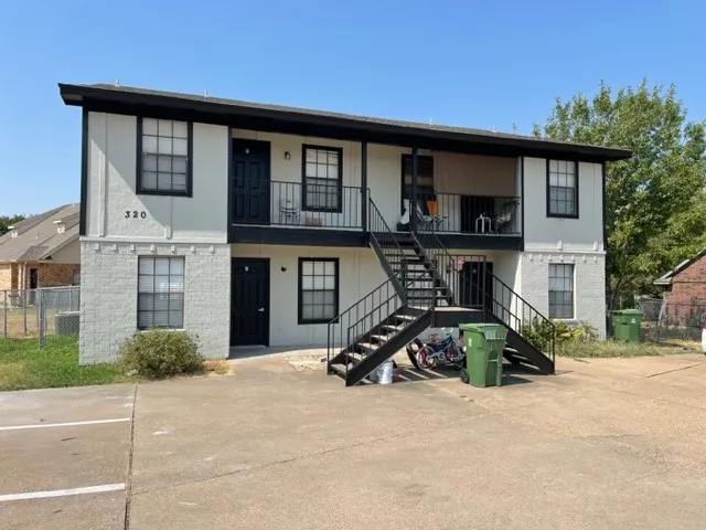 Quadruplex For Sale in Tarrant County , 320 Queens Court N, Mansfield, Texas 76063, 0, 0, Garage spaces, 0 Sqft, built in 1985, mls#21359049, Real Estate Agent in Mansfield, Homes For Sale in Tarrant county, Homes For Sale in Mansfield, Realtor in Mansfield Texas, Real Estate Brokerage Independent Realty Texas, Luminita Cordes Realtor
