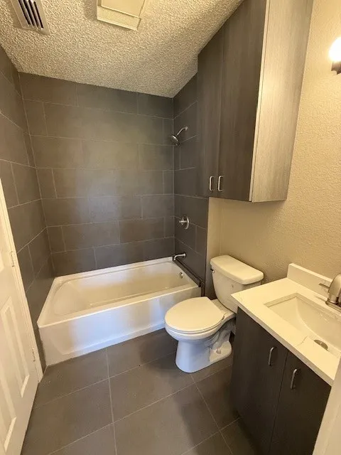 Quadruplex For Sale in Tarrant County , 320 Queens Court N, Mansfield, Texas 76063, 0, 0, Garage spaces, 0 Sqft, built in 1985, mls#21359049, Real Estate Agent in Mansfield, Homes For Sale in Tarrant county, Homes For Sale in Mansfield, Realtor in Mansfield Texas, Real Estate Brokerage Independent Realty Texas, Luminita Cordes Realtor