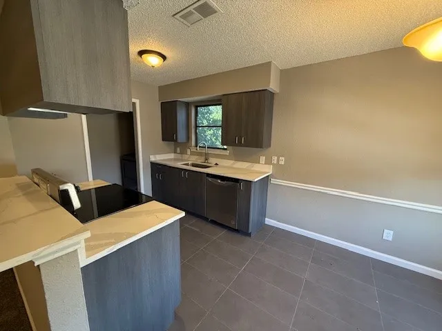 Quadruplex For Sale in Tarrant County , 320 Queens Court N, Mansfield, Texas 76063, 0, 0, Garage spaces, 0 Sqft, built in 1985, mls#21359049, Real Estate Agent in Mansfield, Homes For Sale in Tarrant county, Homes For Sale in Mansfield, Realtor in Mansfield Texas, Real Estate Brokerage Independent Realty Texas, Luminita Cordes Realtor