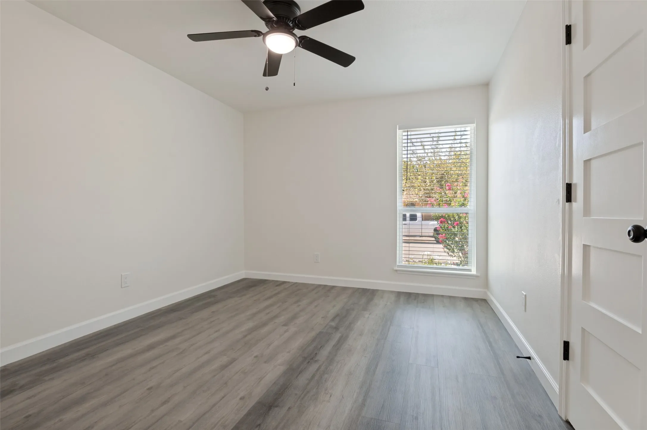 Second bedroom has flexibility to be a bedroom, exercise room, craft room or office!  Whatever you need it for!