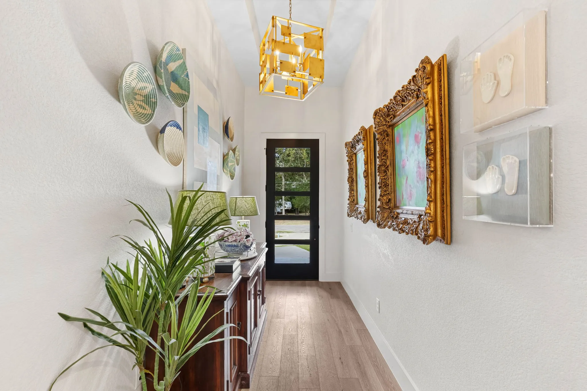 Single Family Residence For Sale in Wise County , 509 Durbin Court, Runaway Bay, Texas 76426, 4 Bedroom, 3 Bathroom, 2 Garage spaces, 2,473 Sqft, built in 2019, mls#21358718, Real Estate Agent in Runaway Bay, Homes For Sale in Wise county, Homes For Sale in Runaway Bay, Realtor in Runaway Bay Texas, Real Estate Brokerage Independent Realty Texas, Luminita Cordes Realtor