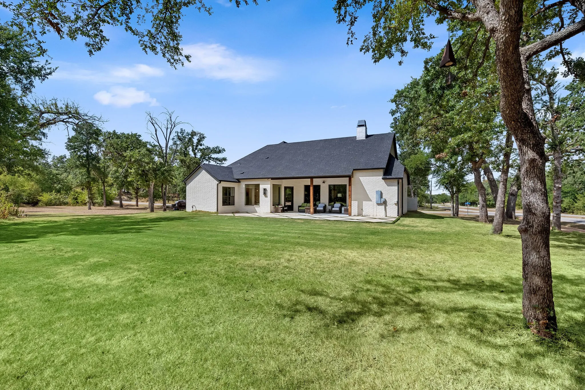 Single Family Residence For Sale in Wise County , 509 Durbin Court, Runaway Bay, Texas 76426, 4 Bedroom, 3 Bathroom, 2 Garage spaces, 2,473 Sqft, built in 2019, mls#21358718, Real Estate Agent in Runaway Bay, Homes For Sale in Wise county, Homes For Sale in Runaway Bay, Realtor in Runaway Bay Texas, Real Estate Brokerage Independent Realty Texas, Luminita Cordes Realtor