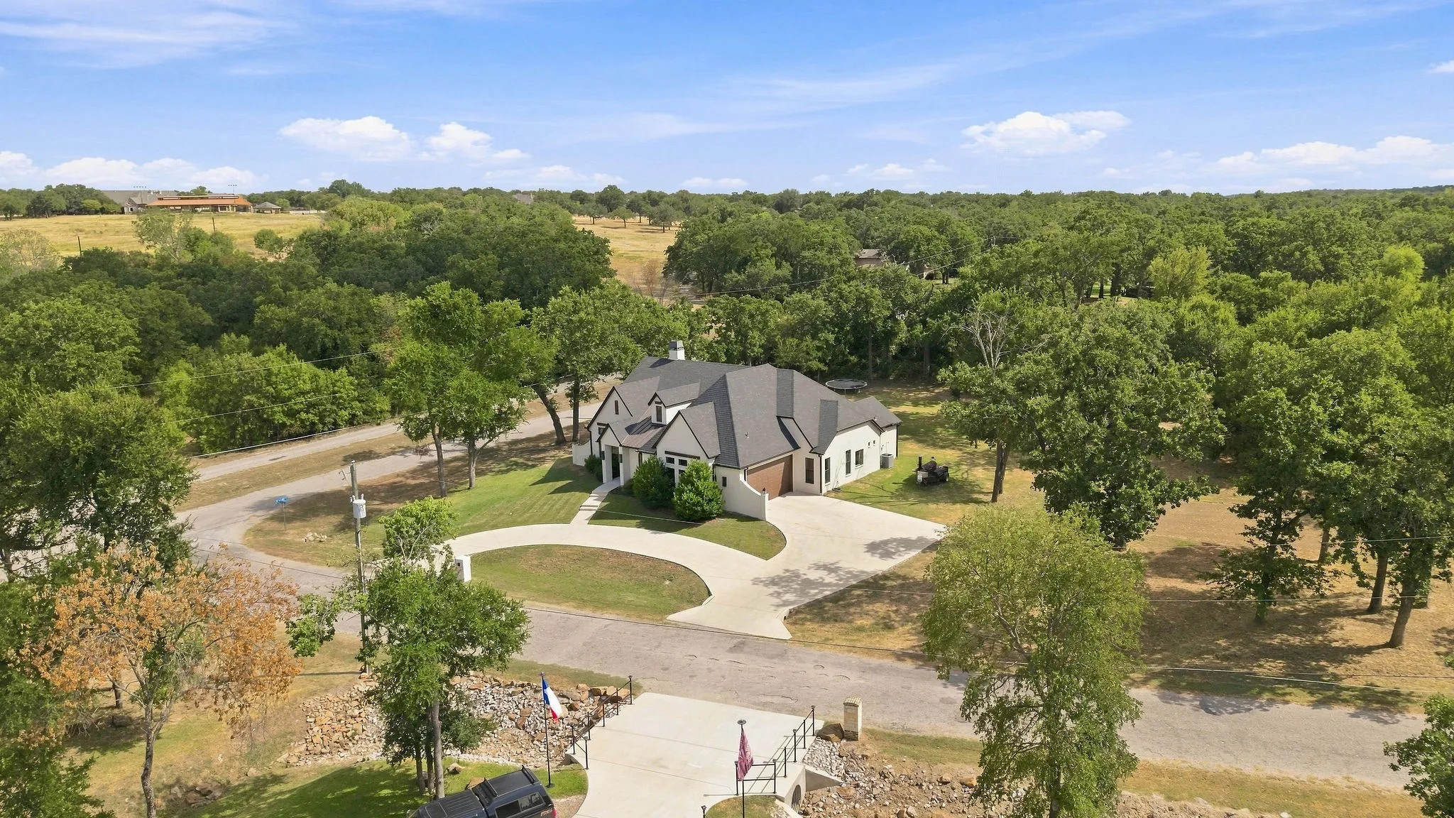 Single Family Residence For Sale in Wise County , 509 Durbin Court, Runaway Bay, Texas 76426, 4 Bedroom, 3 Bathroom, 2 Garage spaces, 2,473 Sqft, built in 2019, mls#21358718, Real Estate Agent in Runaway Bay, Homes For Sale in Wise county, Homes For Sale in Runaway Bay, Realtor in Runaway Bay Texas, Real Estate Brokerage Independent Realty Texas, Luminita Cordes Realtor